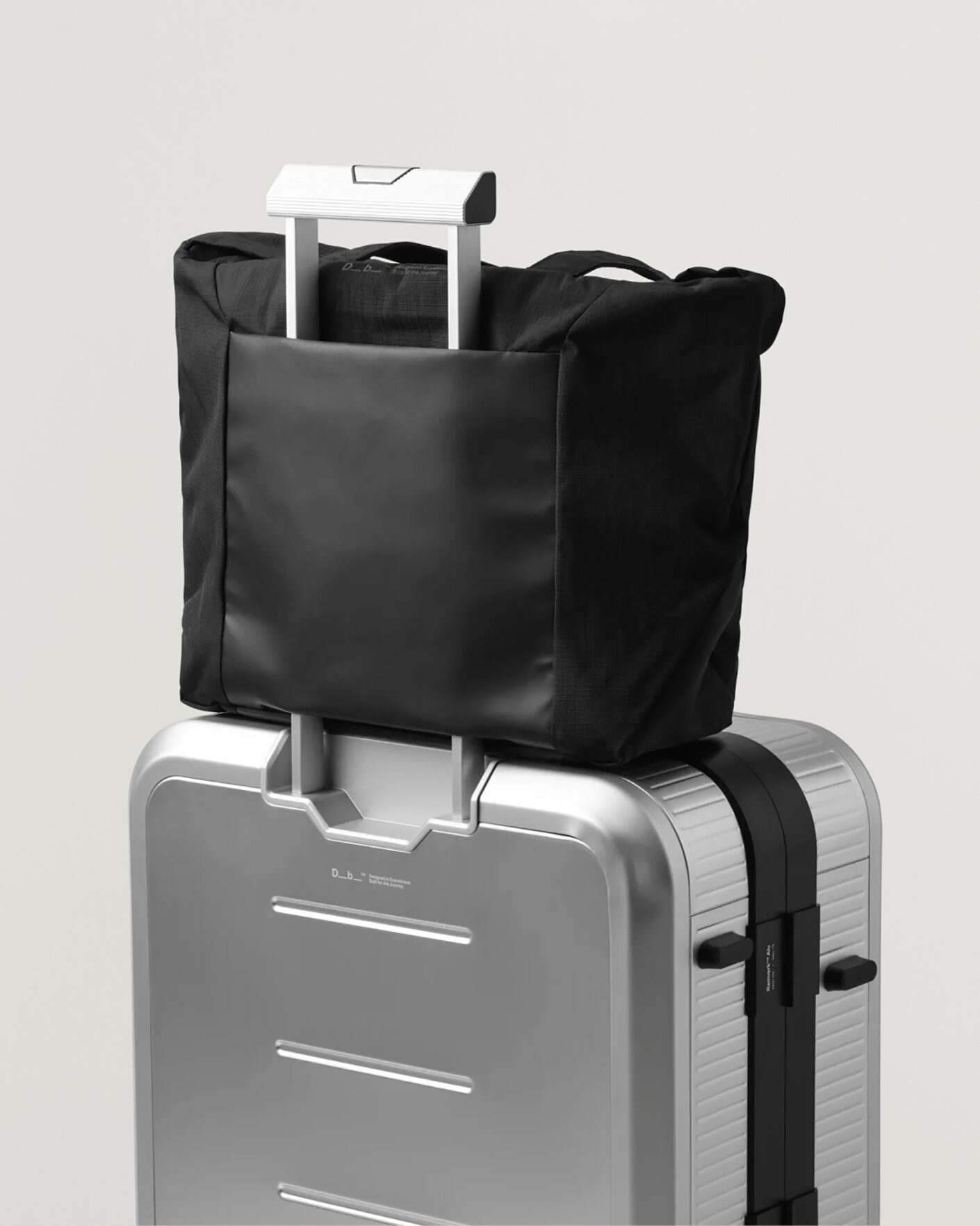 Herr | Väskor | DB | Entour Tote 22L Black Out