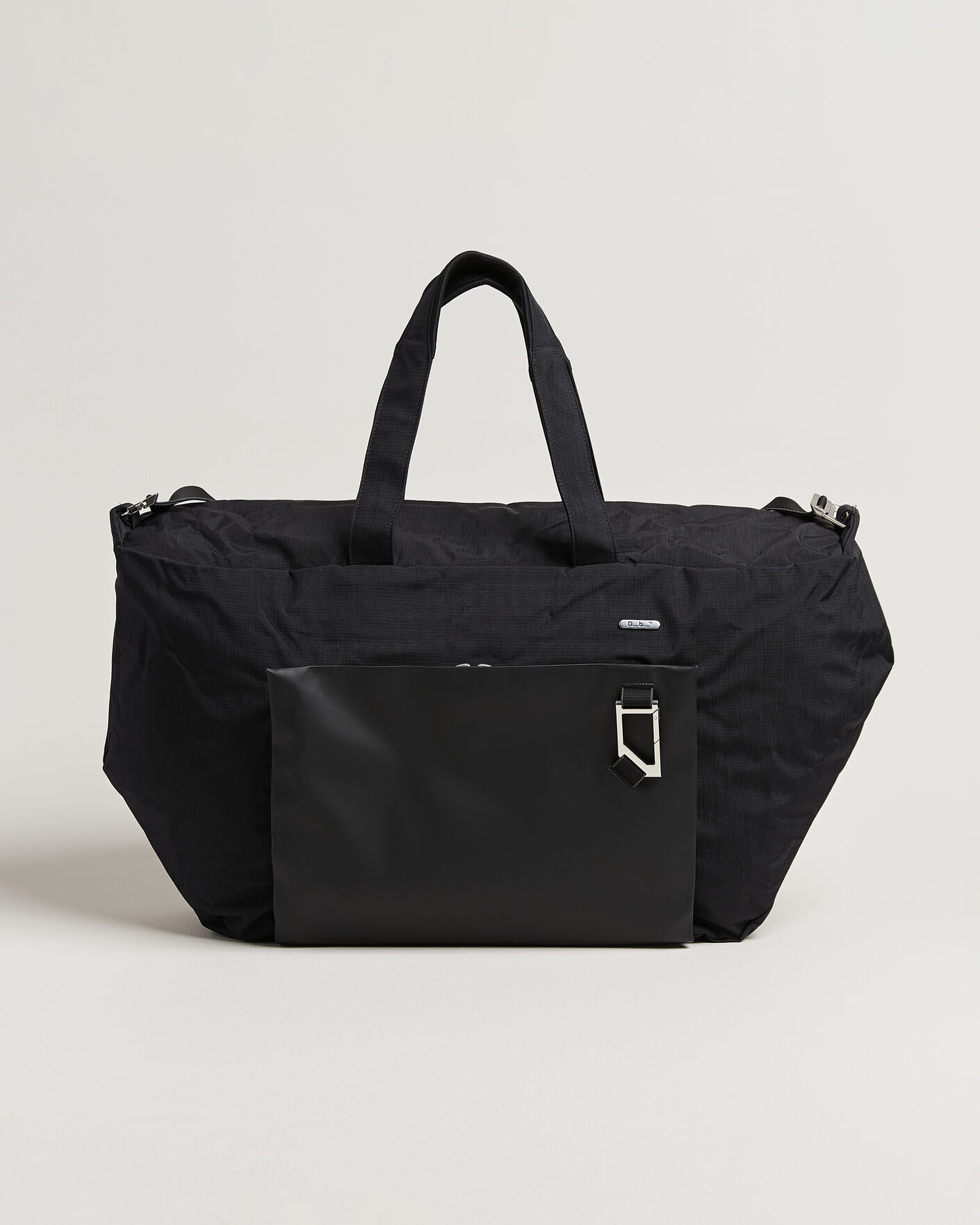 Herr | Väskor | DB | Entour Weekender 40L Black Out