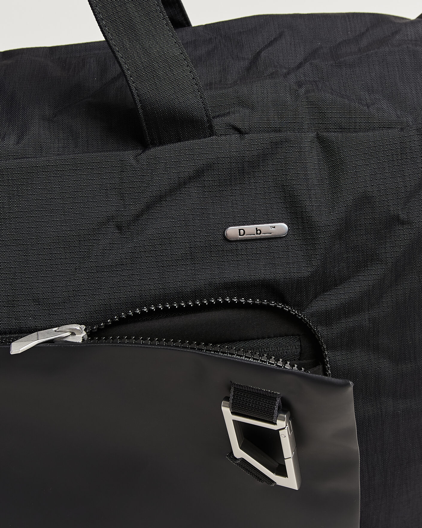 Herr | Väskor | DB | Entour Weekender 40L Black Out