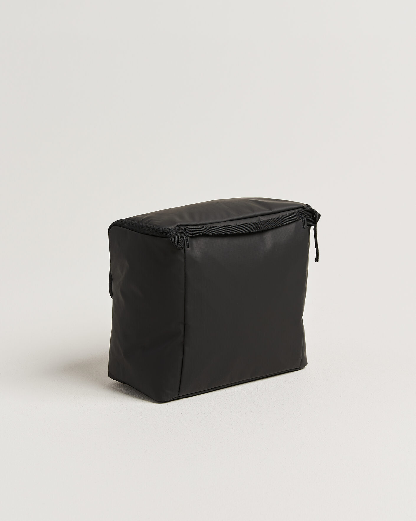 Herr | Väskor | DB | Essential Wash Bag M Black Out