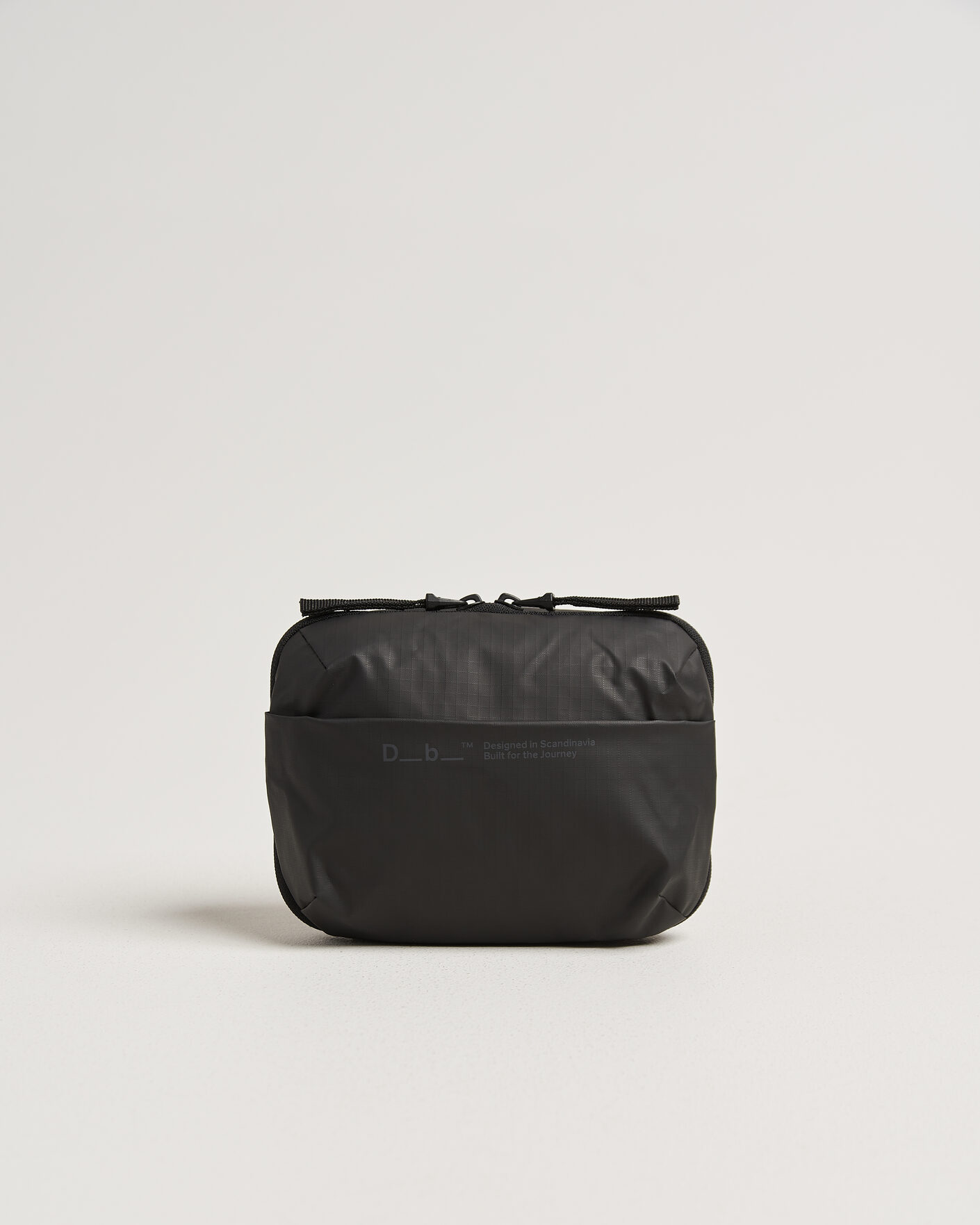 Herr | Väskor | DB | Ramverk Tech Organizer Black Out