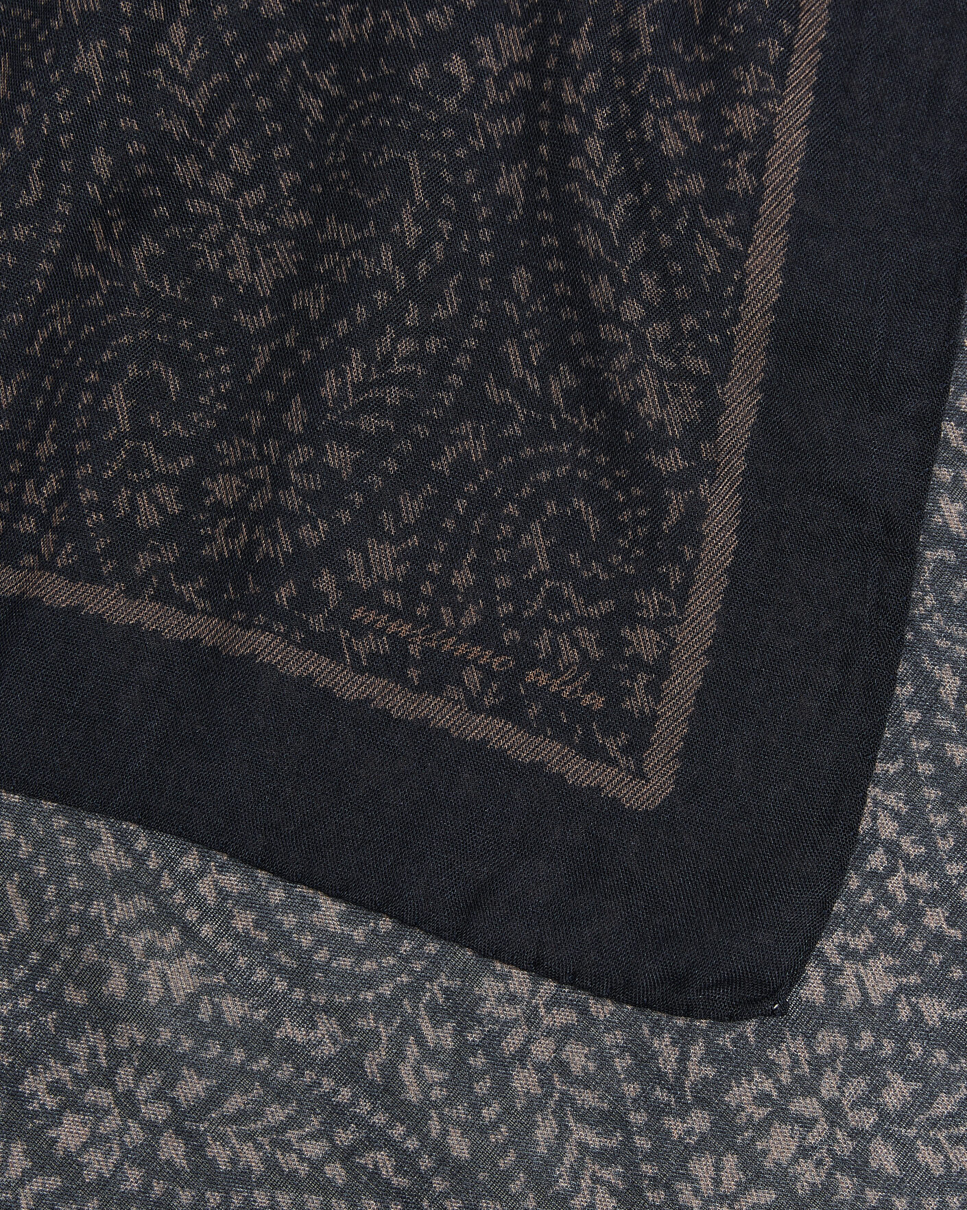Herr | Scarves | Massimo Alba | Cashmere/Silk Bandana Navy