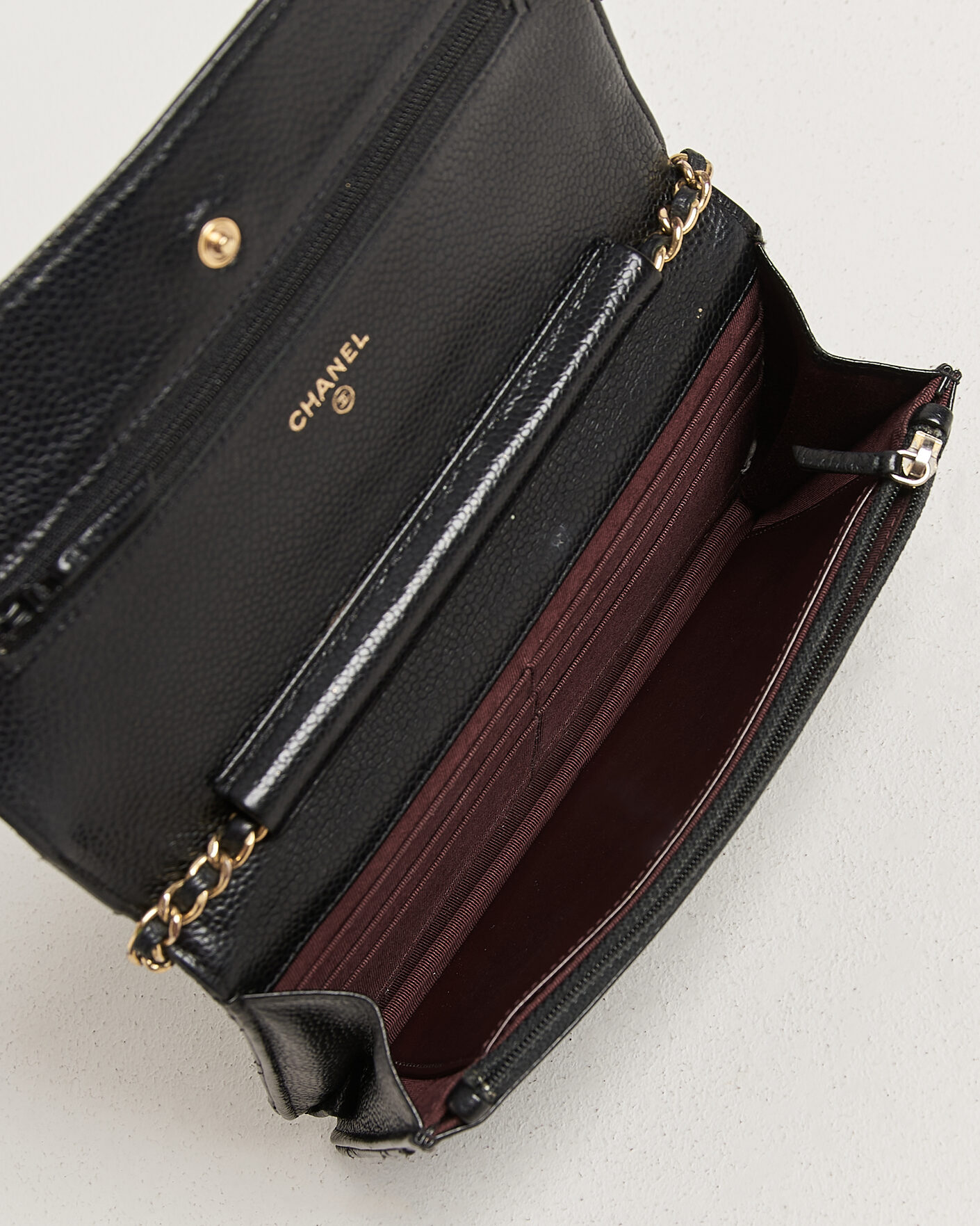 Herr | Pre-Owned & Vintage Bags | Chanel Pre-Owned | Wallet On Chain Caviar Leather Black