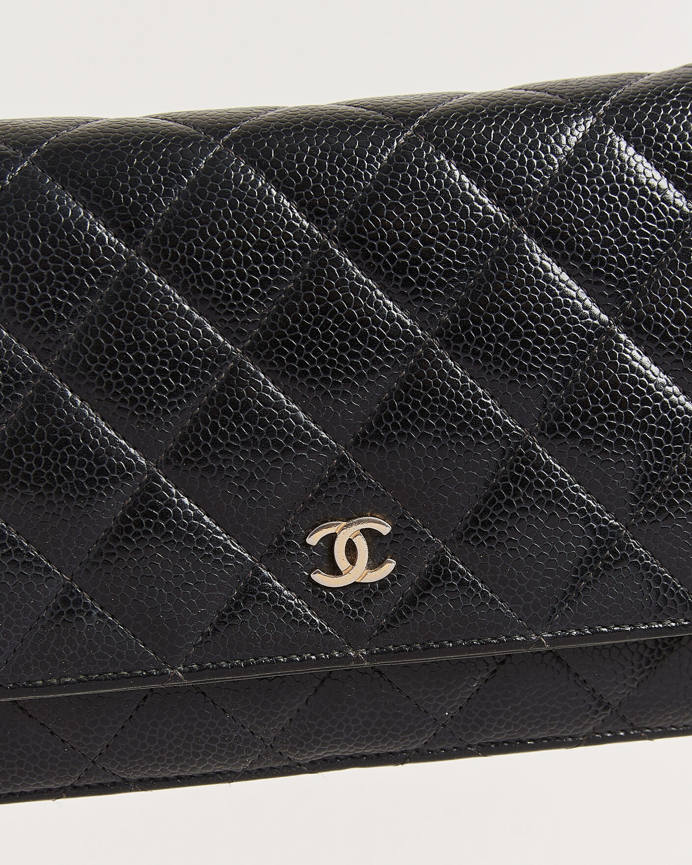 Herr | Pre-Owned & Vintage Bags | Chanel Pre-Owned | Wallet On Chain Caviar Leather Black