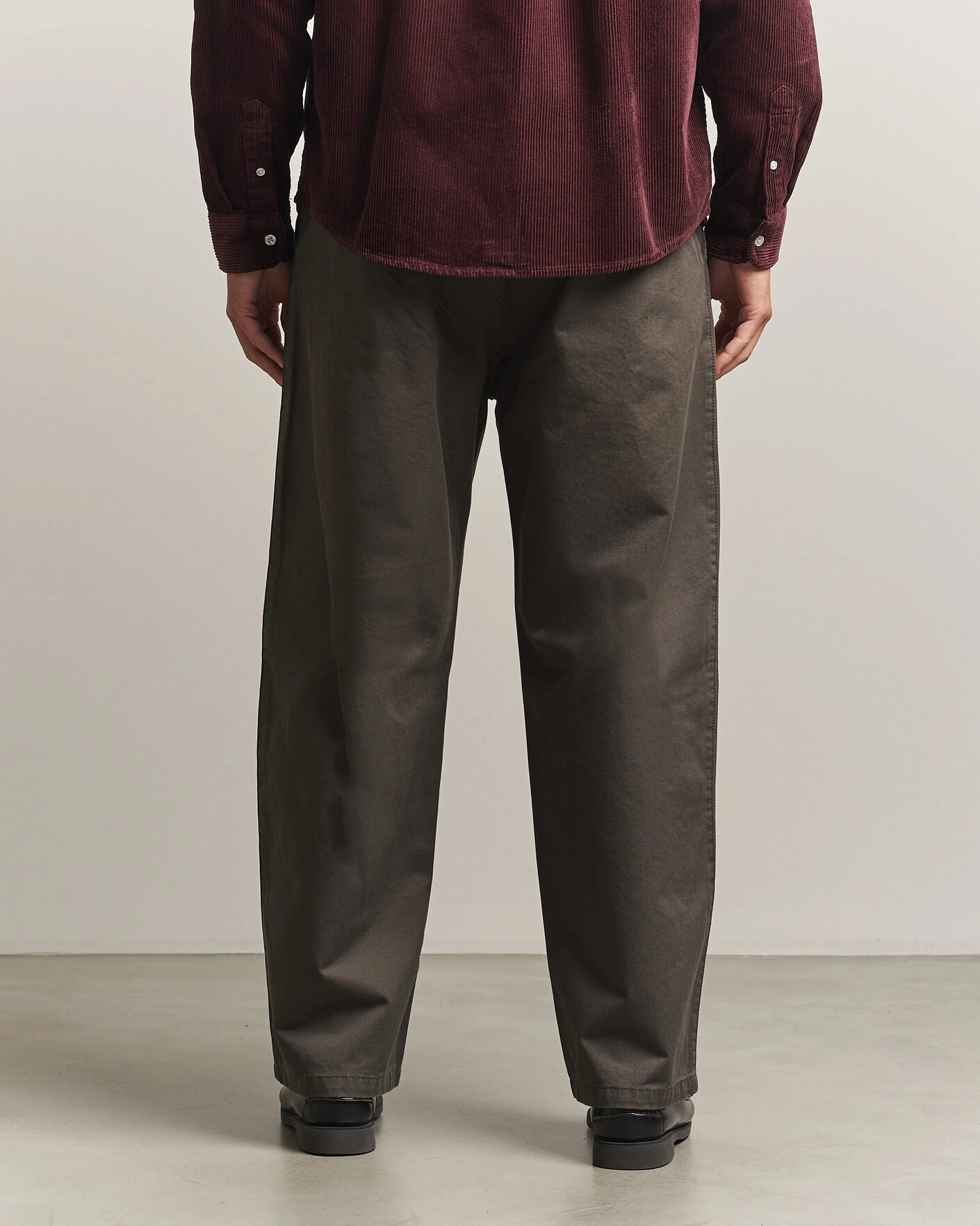 Herr | Byxor | Carhartt WIP | Brady Pants Shungite