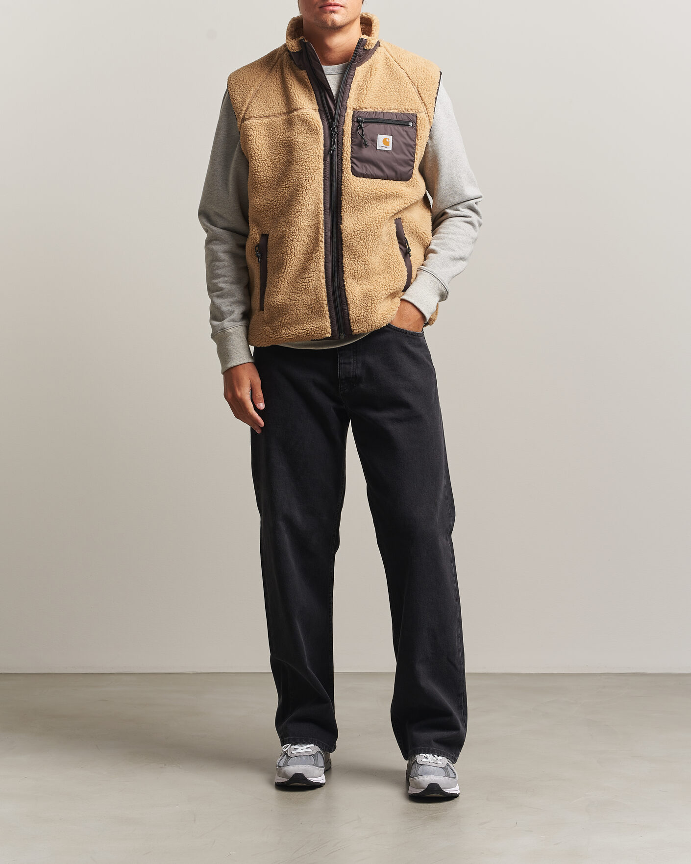 Herr | Västar | Carhartt WIP | Prentis Pile Vest Tobacco