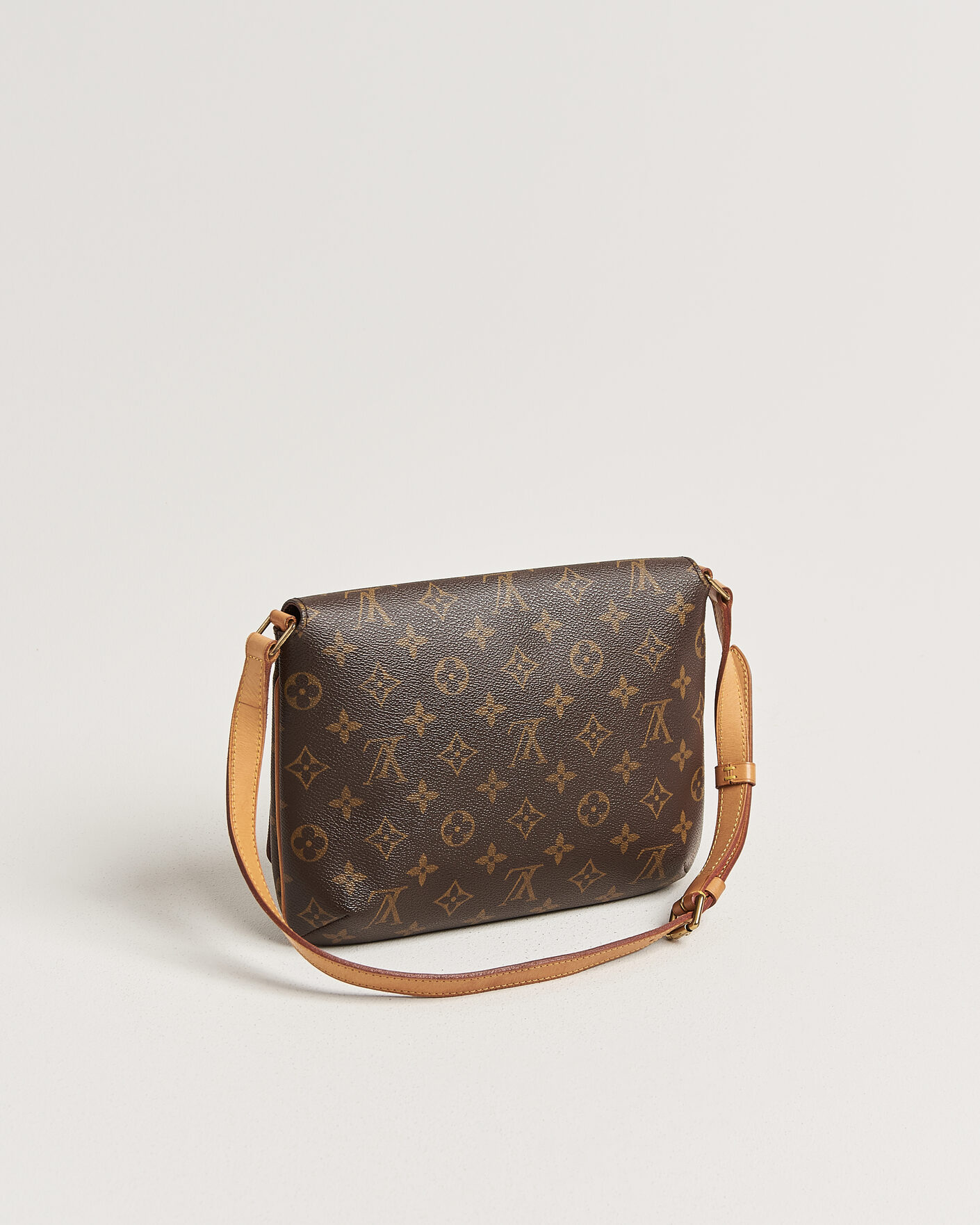 Herr | Pre-Owned & Vintage Bags | Louis Vuitton Pre-Owned | Musette Tango Bag Monogram