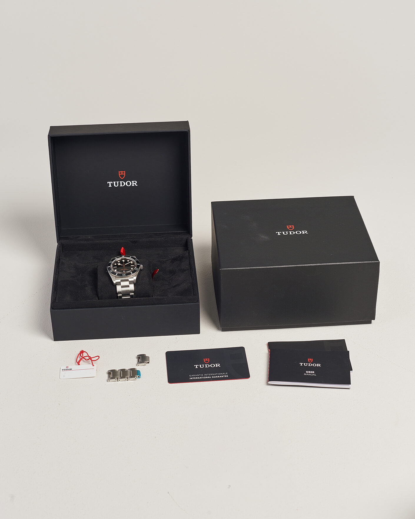Herr | Pre-Owned & Vintage Watches | Tudor Pre-Owned | Black Bay 54