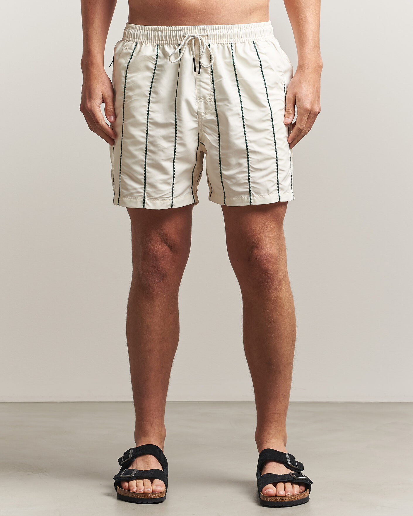 Herr | Badbyxor | OAS | Granada Striped Swimshorts White/Green