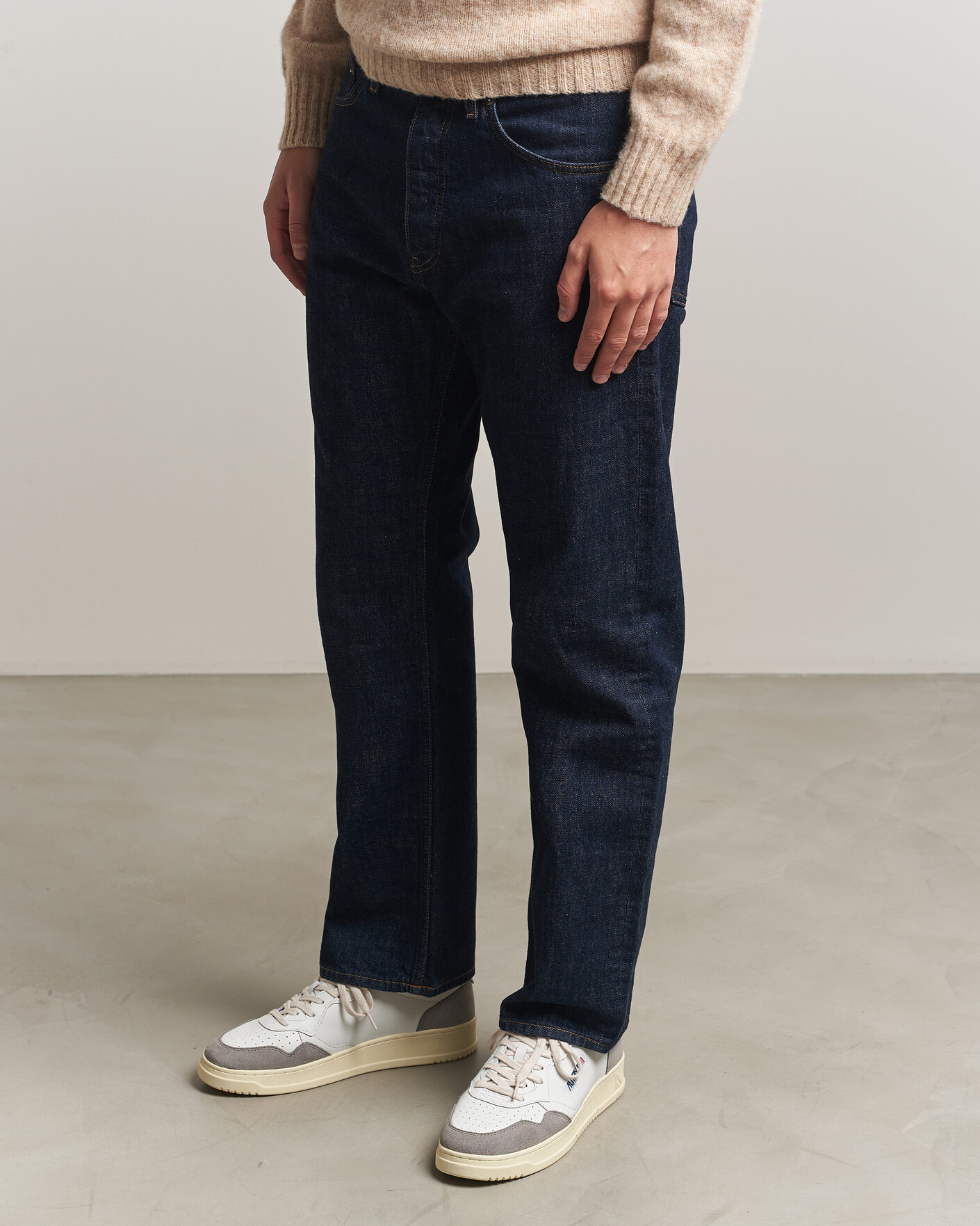 Herr | Sneakers | Autry | Medalist Low Soft Leather/Suede Sneaker White/Cemento