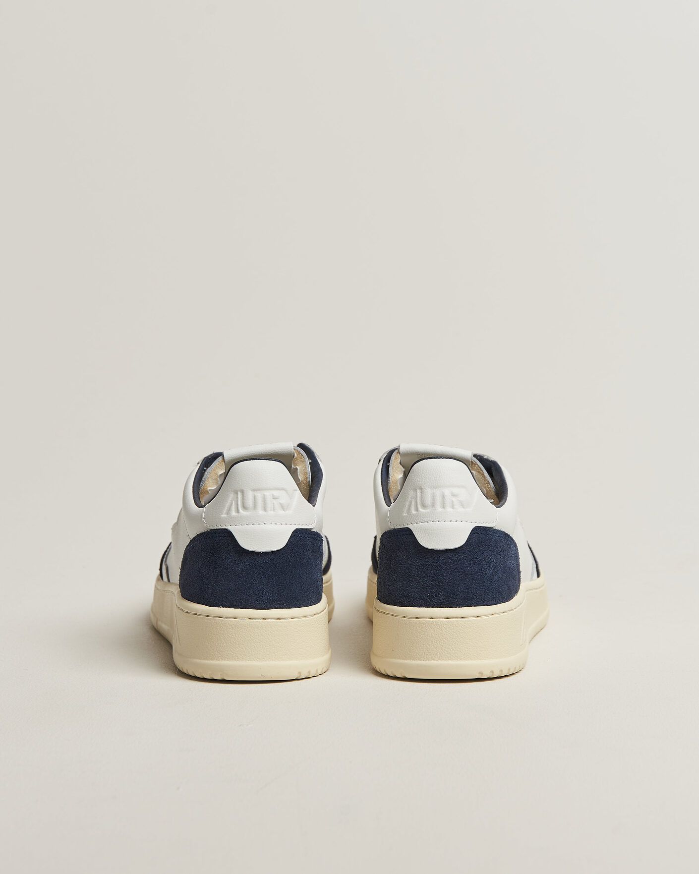 Herr | Sneakers | Autry | Medalist Low Soft Leather/Suede Sneaker White/Denim