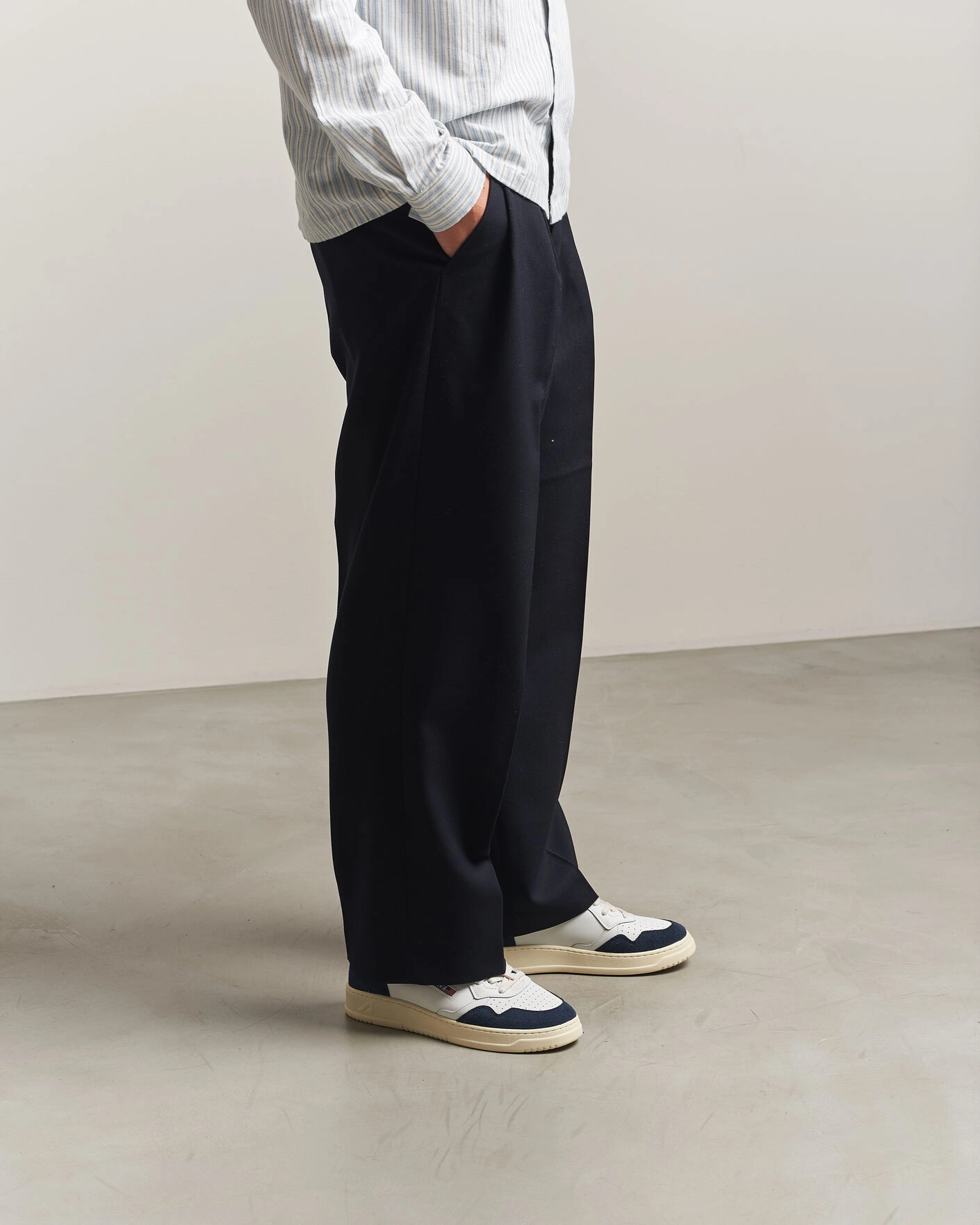 Herr | Sneakers | Autry | Medalist Low Soft Leather/Suede Sneaker White/Denim