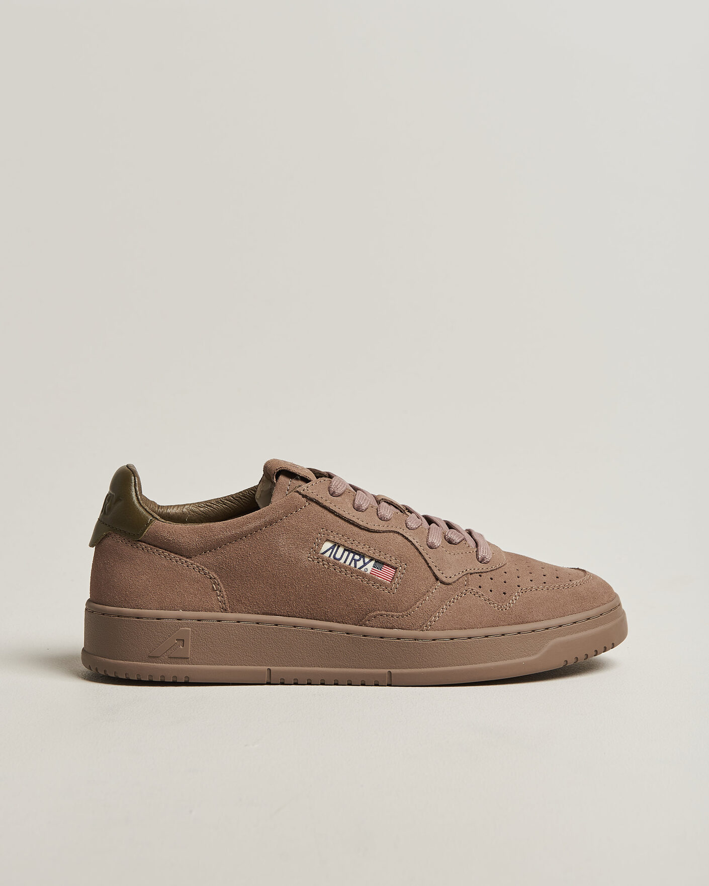 Herr | Sneakers | Autry | Medalist Low Suede Sneaker Antilope