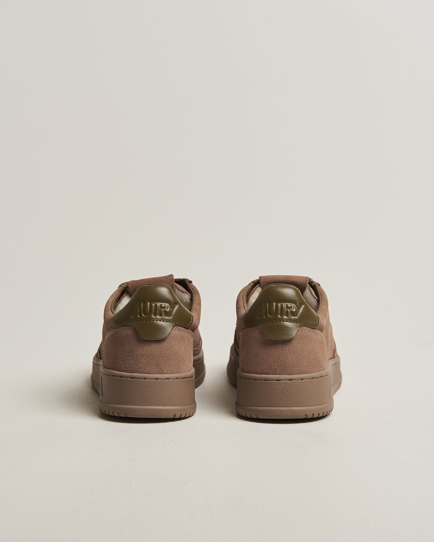 Herr | Sneakers | Autry | Medalist Low Suede Sneaker Antilope