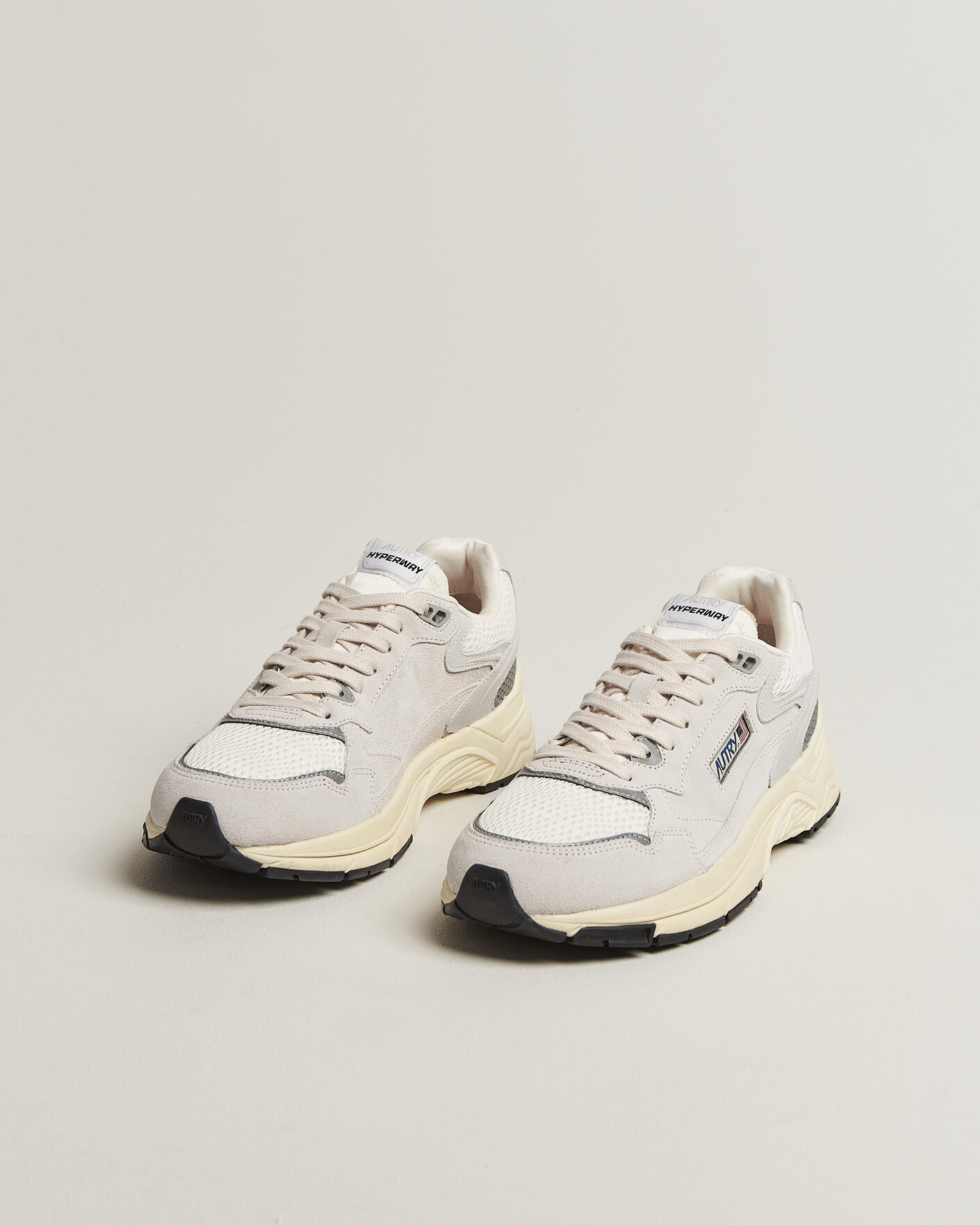 Herr | Sneakers | Autry | Hyperway Low Suede Running Sneaker Light Grey