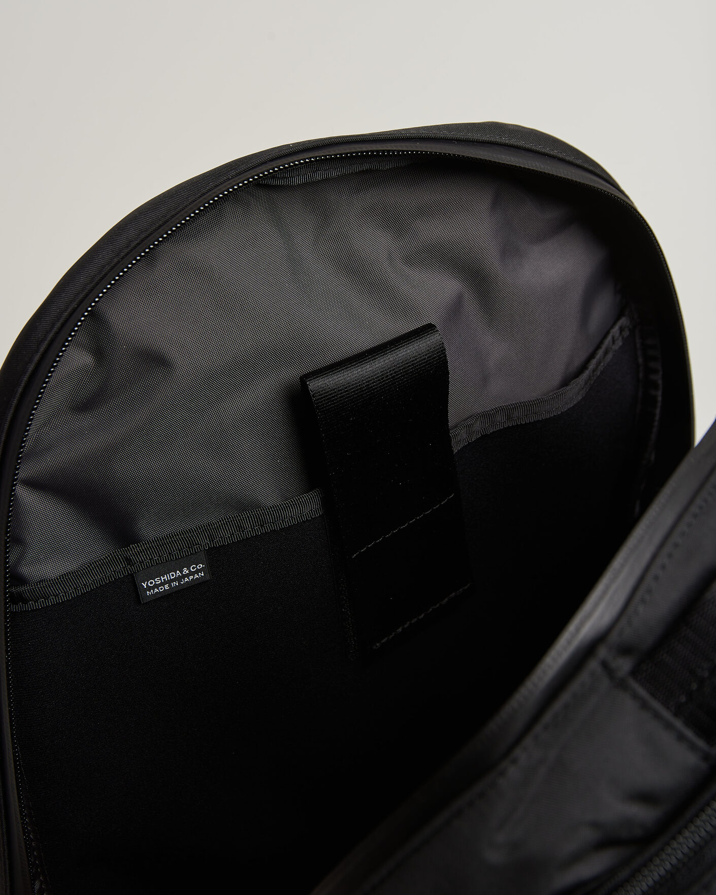 Herr | Väskor | Porter-Yoshida & Co. | View Daypack Black