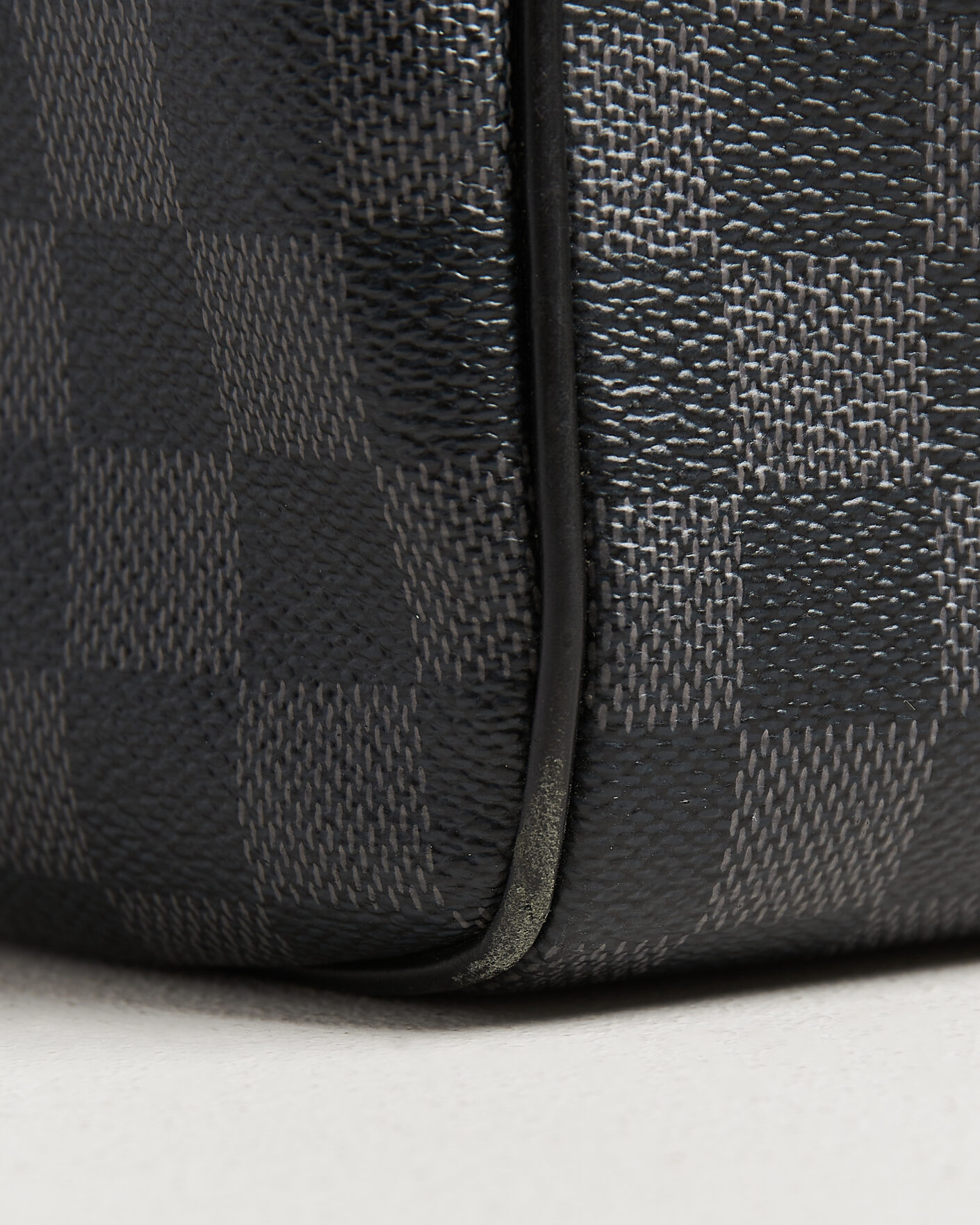 Herr | Pre-Owned & Vintage Bags | Louis Vuitton Pre-Owned | Tadao Tote Bag Damier Graphite