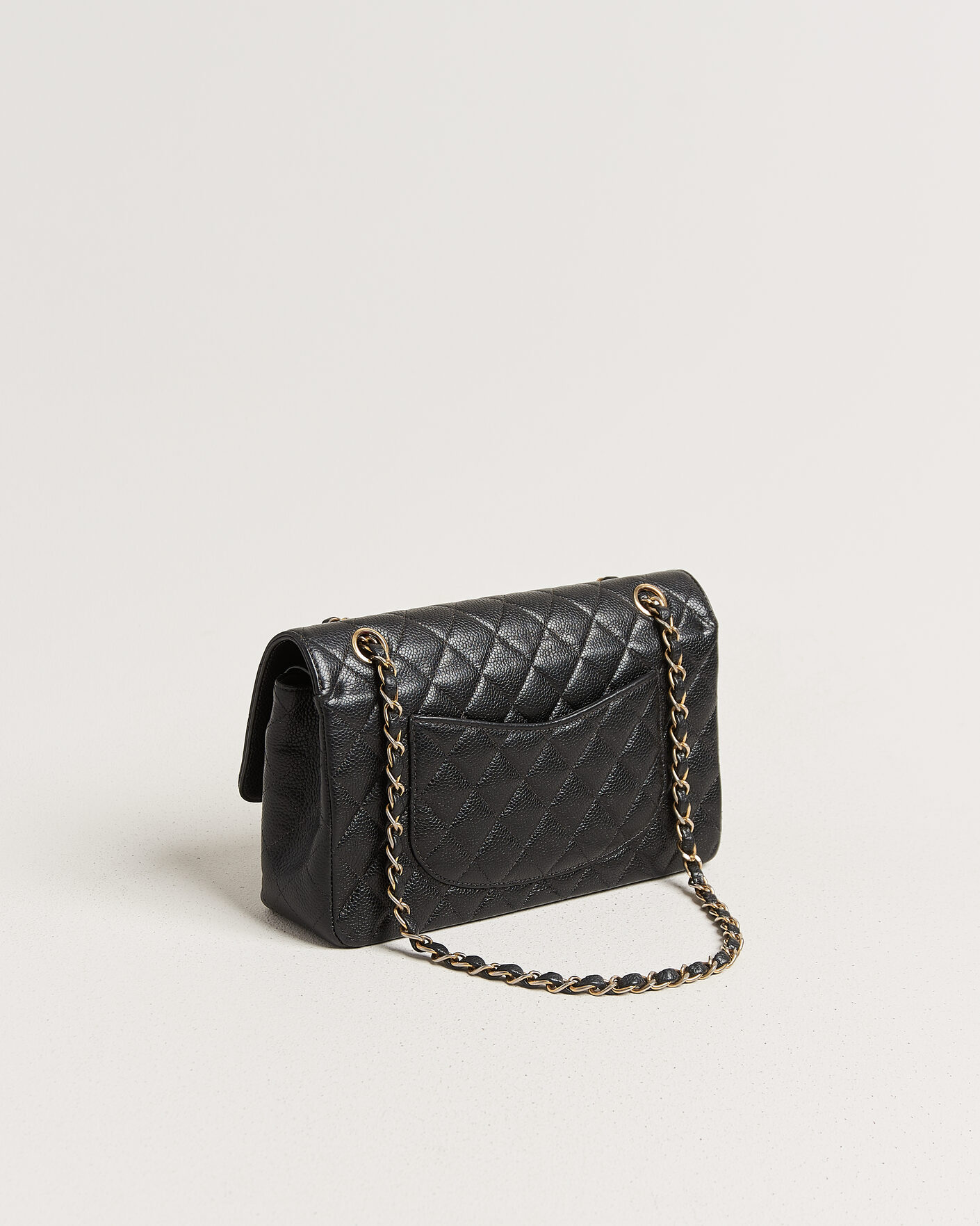 Herr | Pre-Owned & Vintage Bags | Chanel Pre-Owned | Classic Medium Double Flap Bag Caviar Leather Black