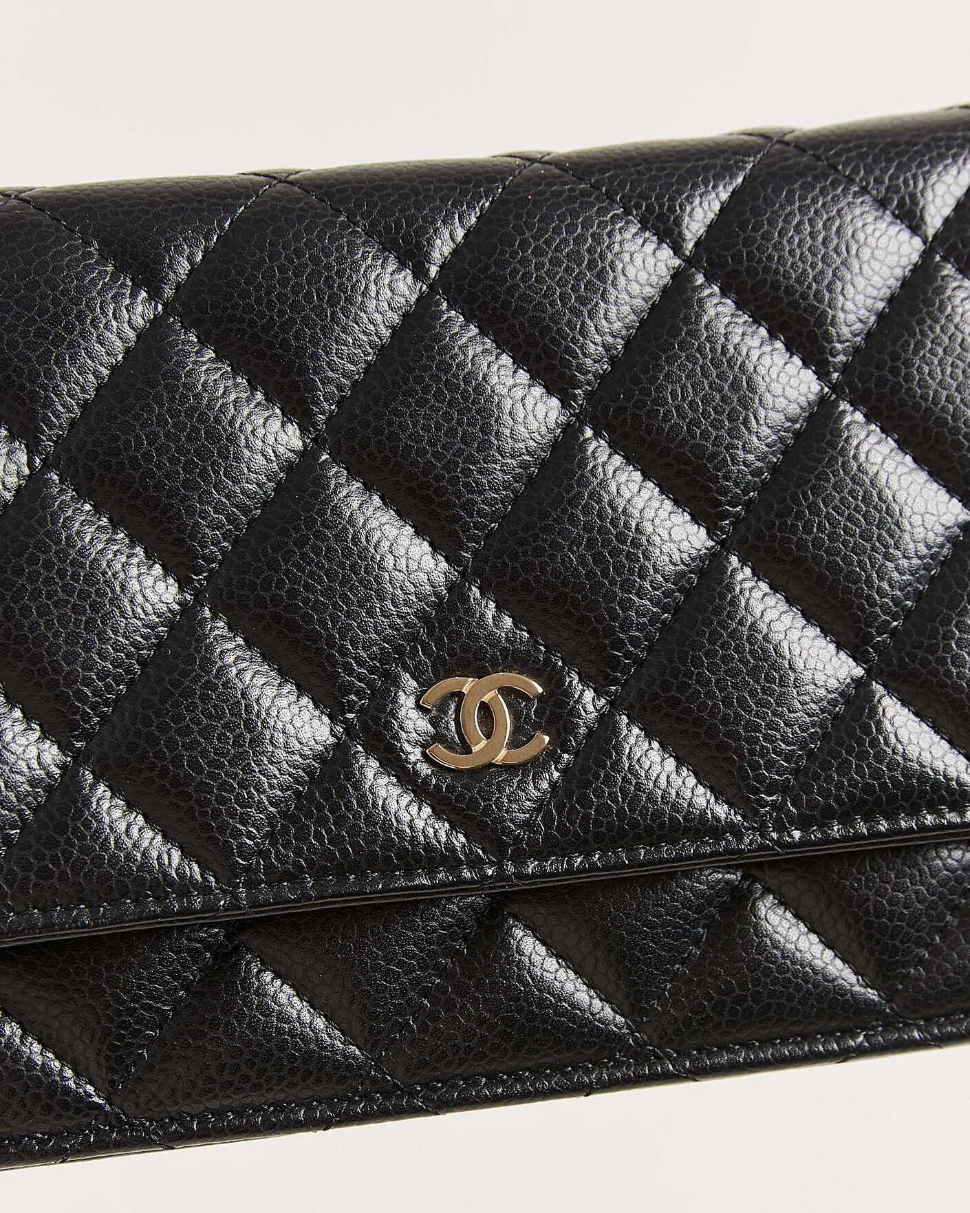 Herr | Pre-Owned & Vintage Bags | Chanel Pre-Owned | Wallet On Chain Caviar Leather Black