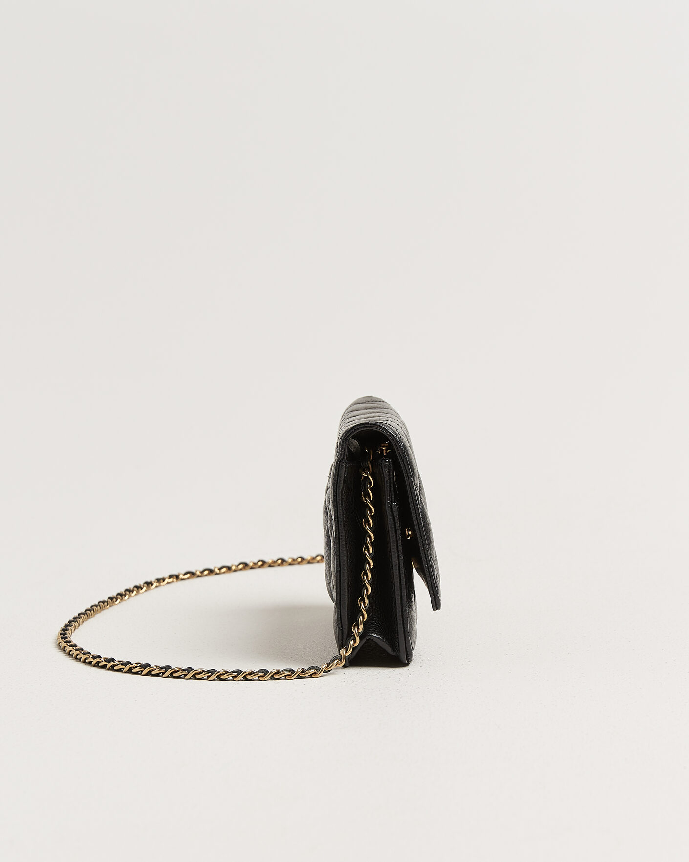 Herr | Pre-Owned & Vintage Bags | Chanel Pre-Owned | Wallet On Chain Caviar Leather Black