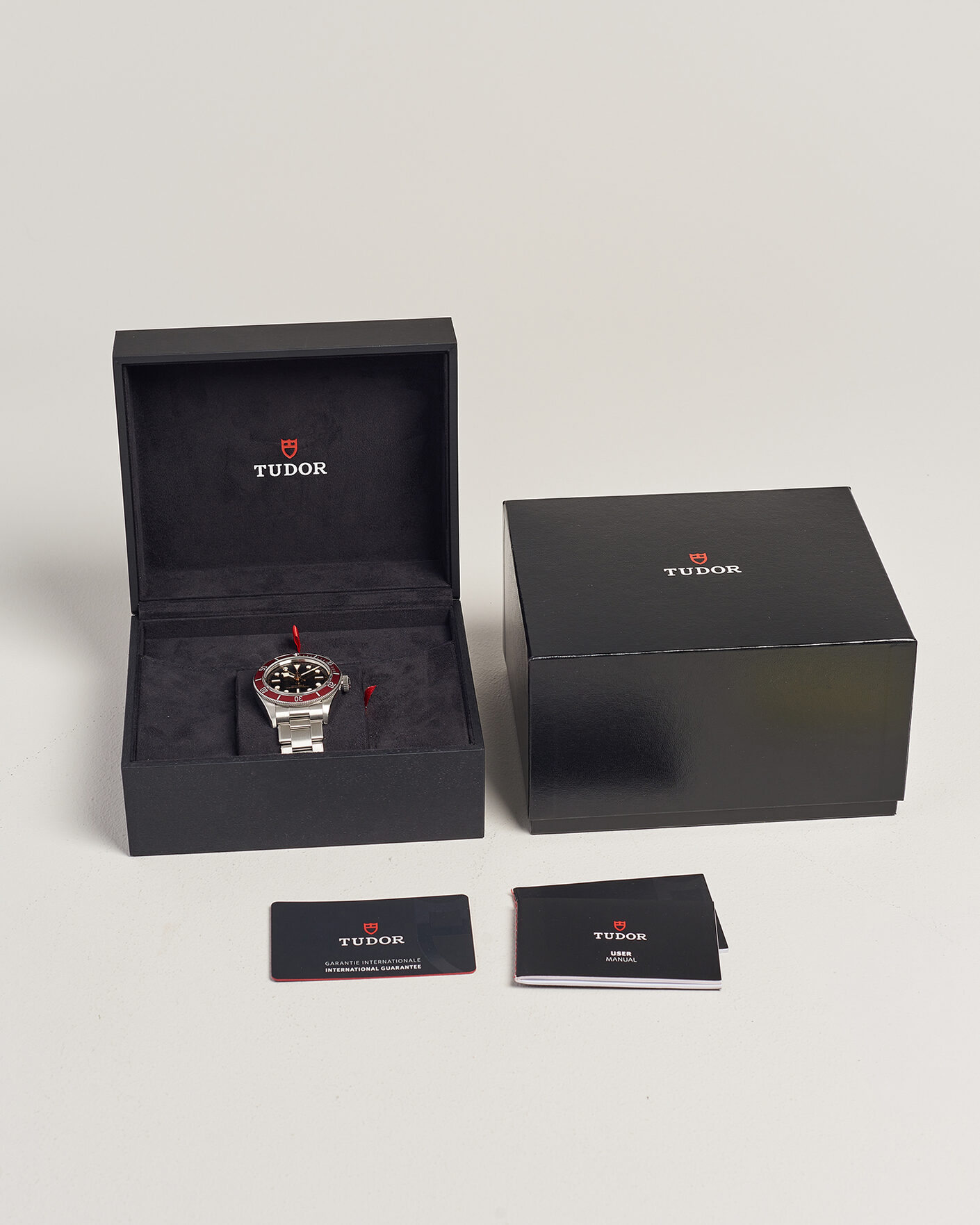 Herr | Pre-Owned & Vintage Watches | Tudor Pre-Owned | Black Bay Burgundy 41