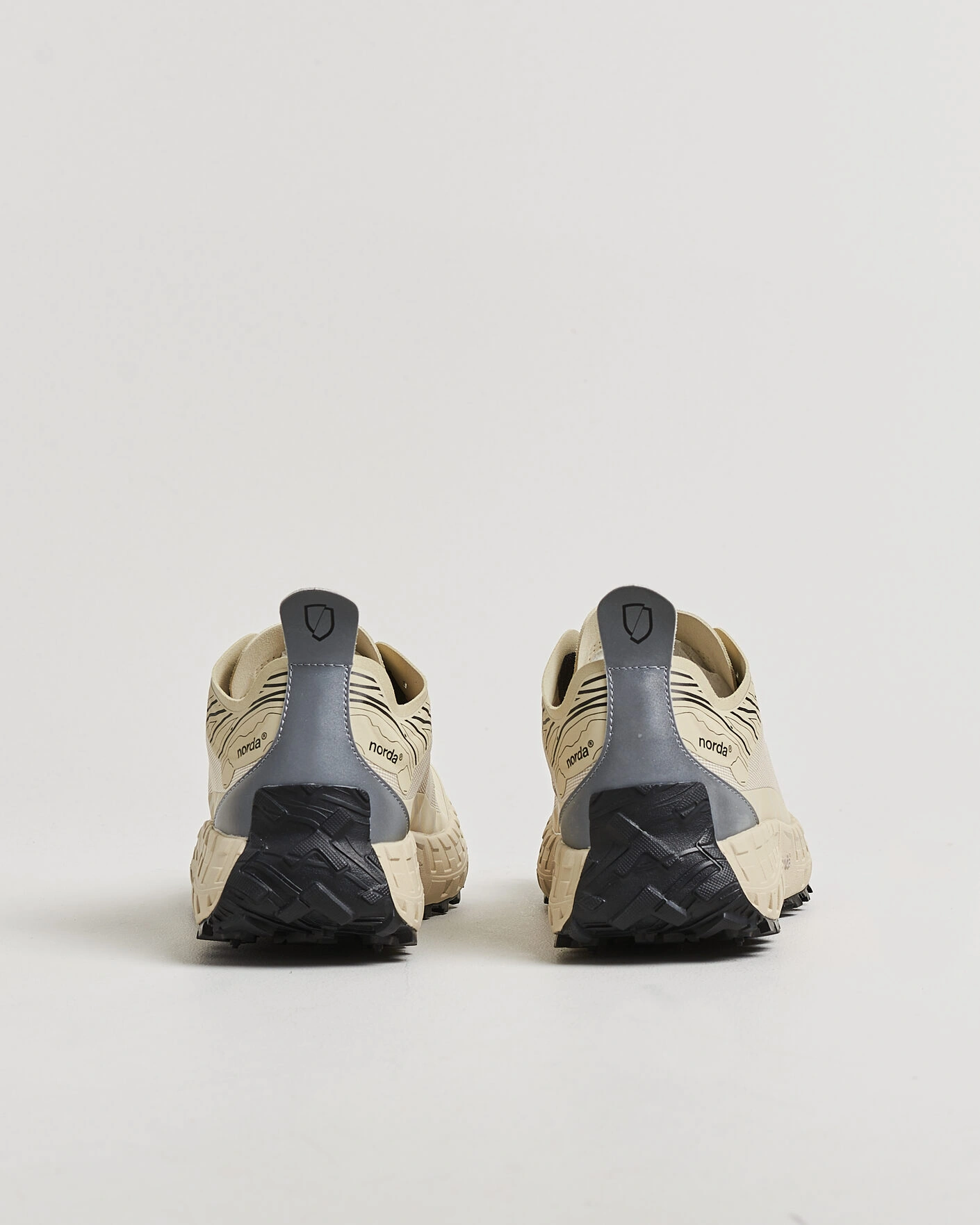 Herr | Trail Sneakers | Norda | 001A Running Sneakers Almond