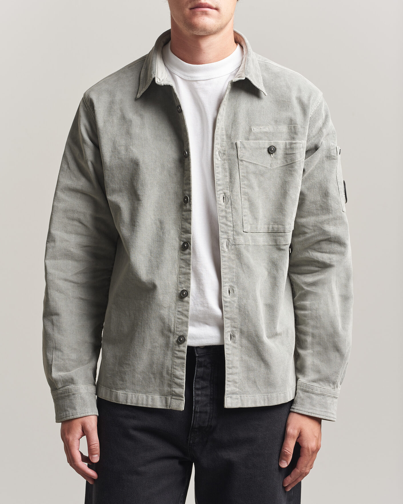 Herr | Skjortor | C.P. Company | Corduroy Lens Overshirt Light Grey