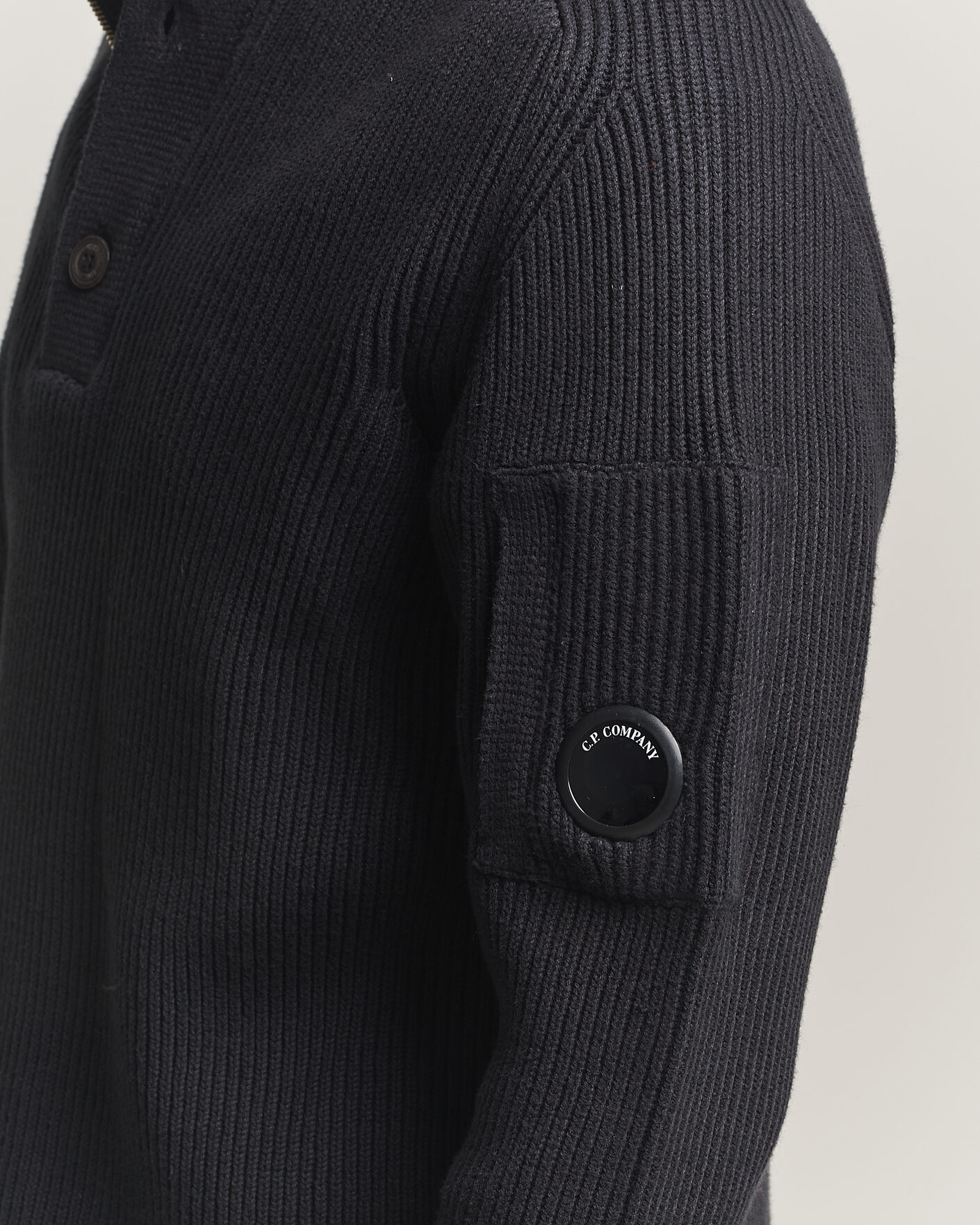 Herr | Tröjor | C.P. Company | Full Rib Knitted Cotton Half Button Black