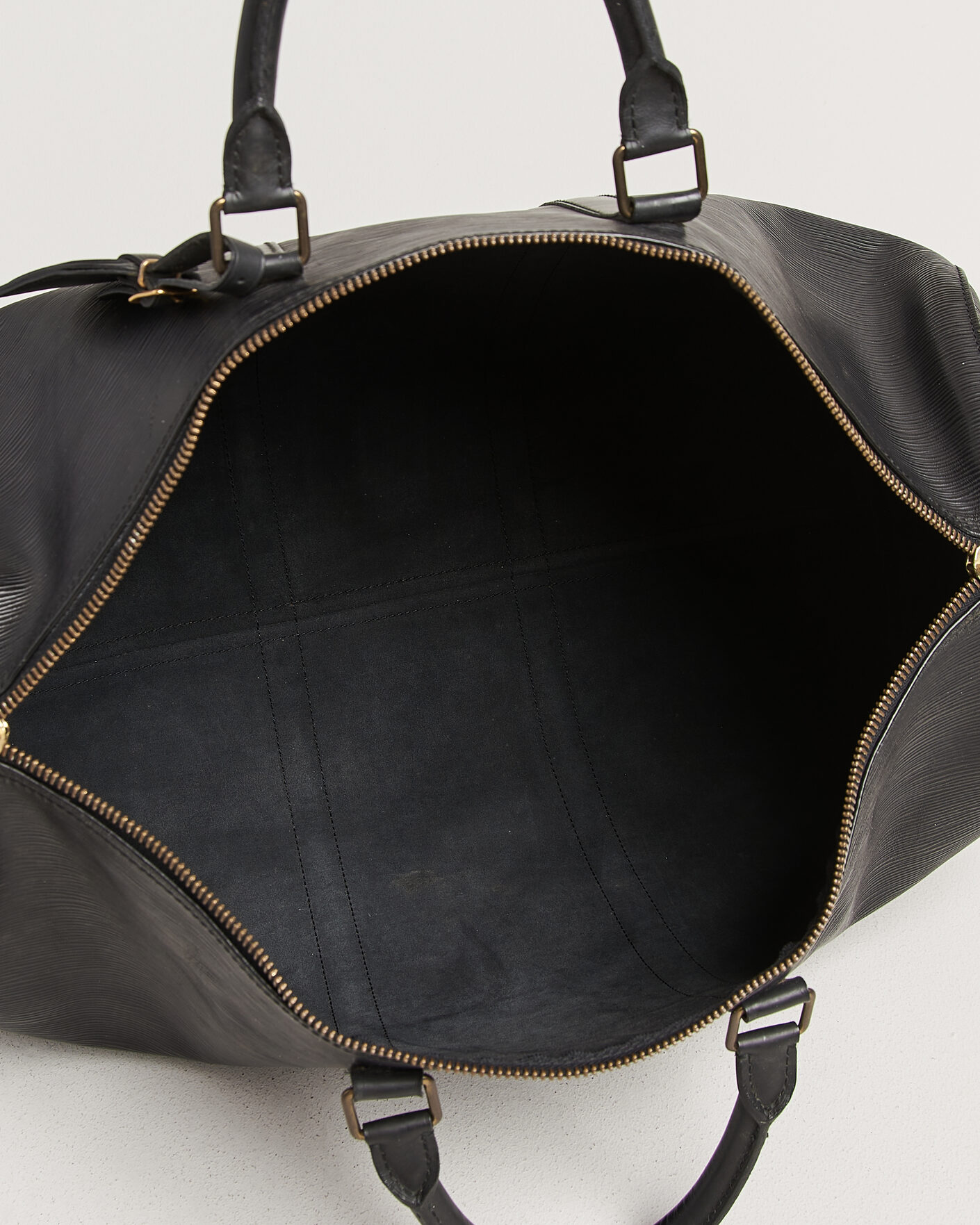 Herr | Pre-Owned & Vintage Bags | Louis Vuitton Pre-Owned | Keepall 50 Epi Leather Black