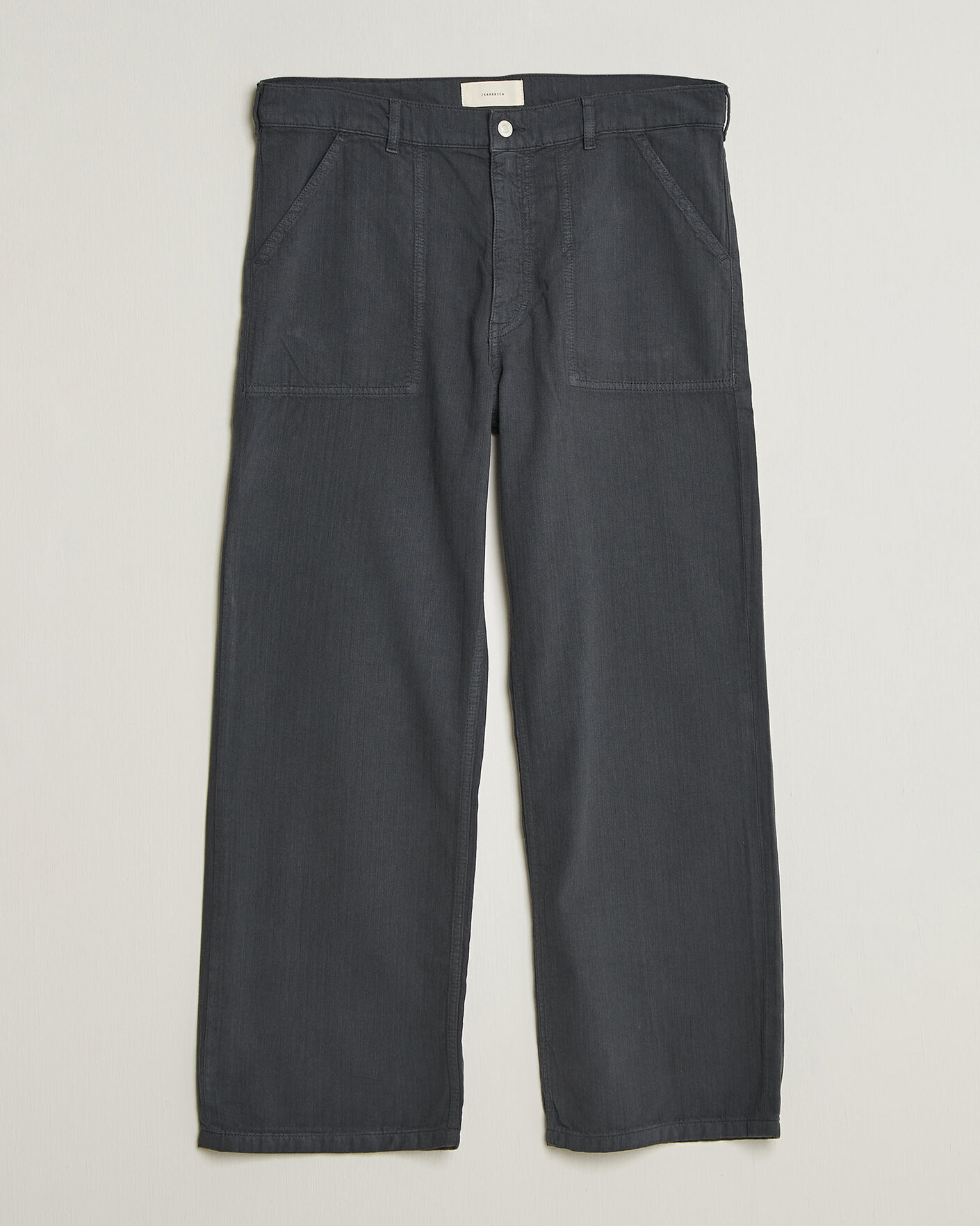 Herr | Byxor | Jeanerica | Genua Worker Chino Chevron Anthracite