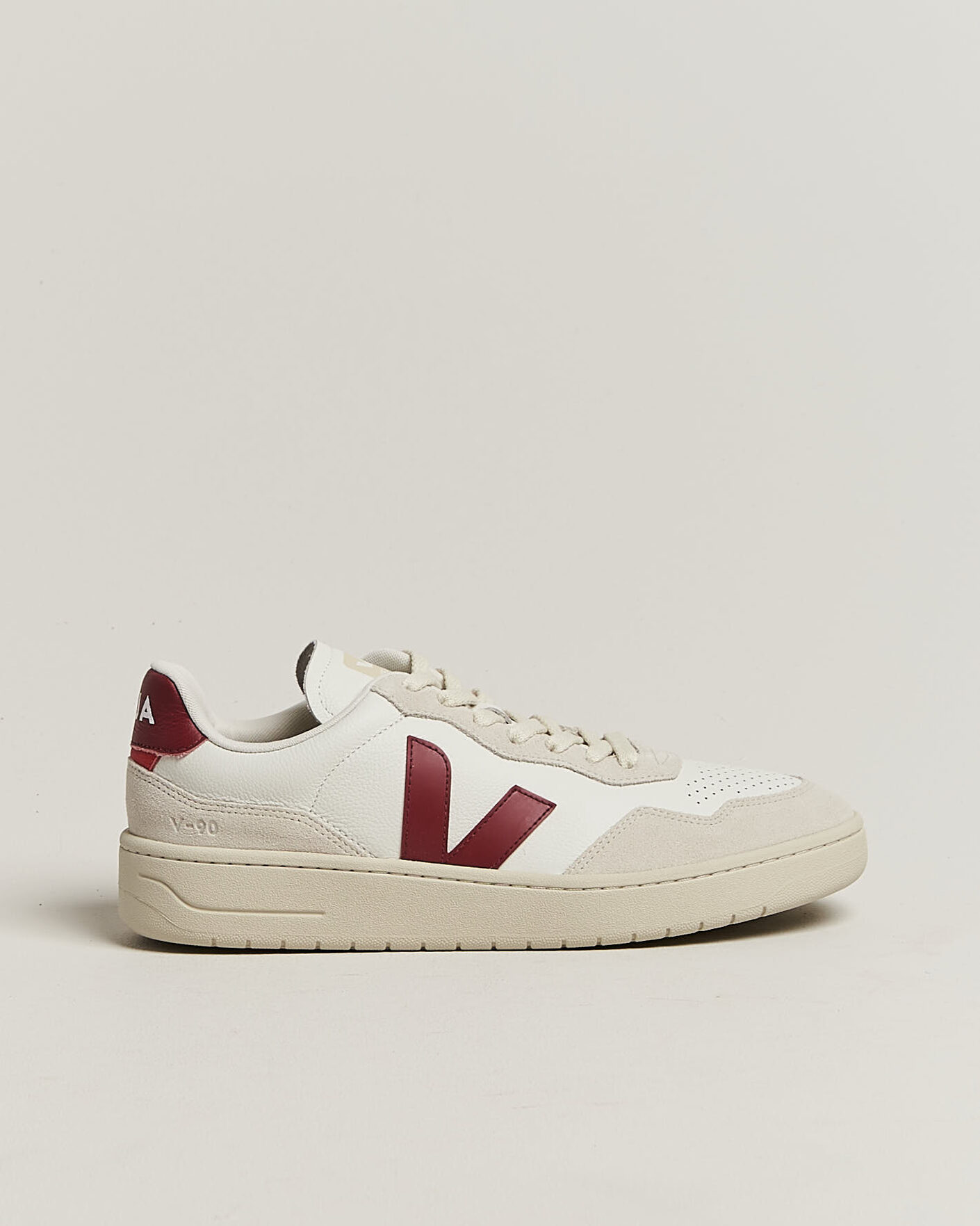 Herr | Sneakers | Veja | V-90 Sneaker White/Marsala Natural
