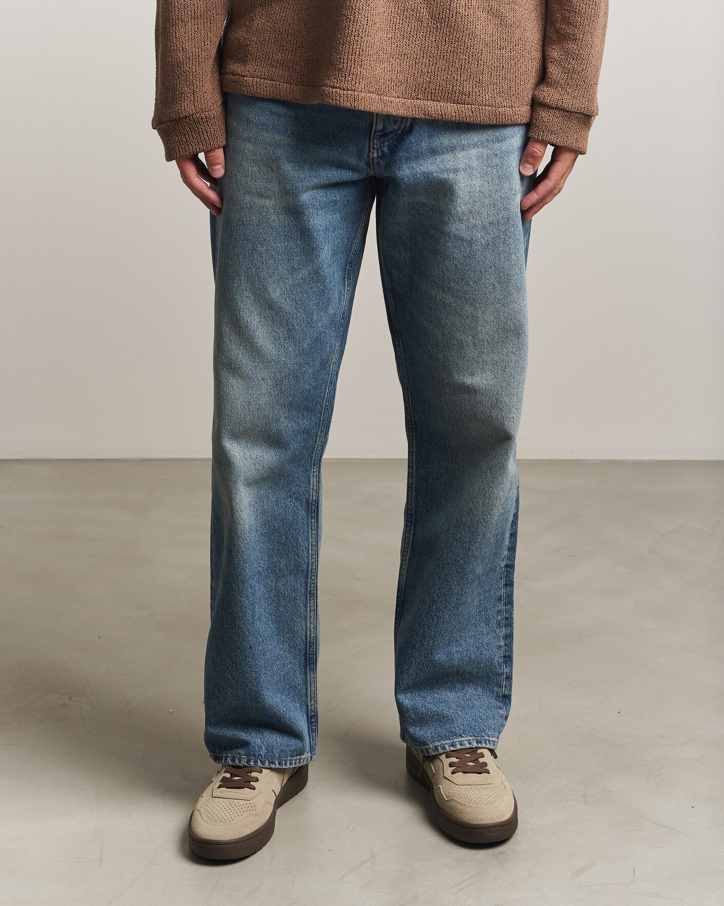 Herr | Sneakers | Veja | V-90 Suede Sneaker Taupe/Eagle