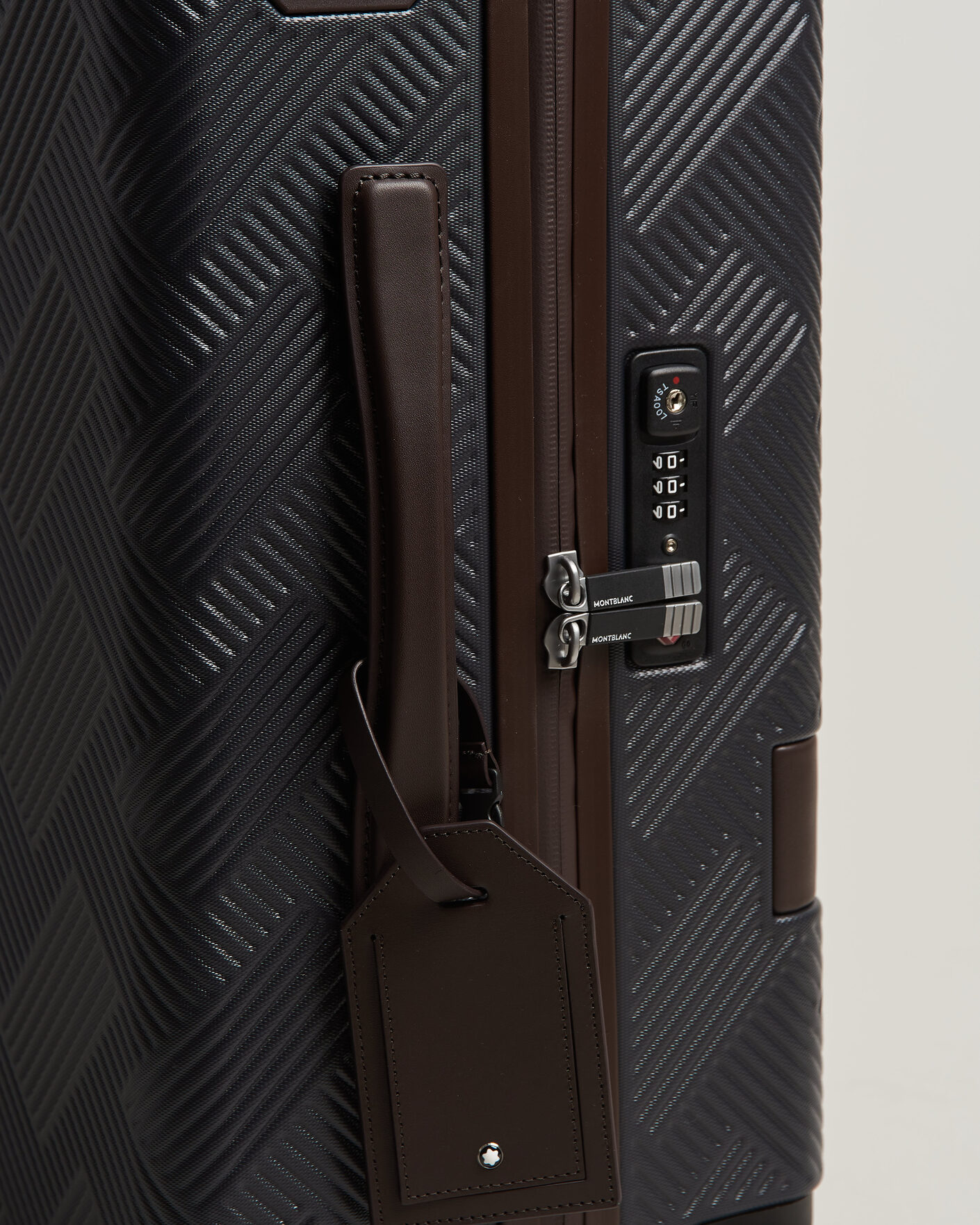 Herr | Väskor | Montblanc | #MY4810 Cabin Extreme 3.0 Compact Trolley Navy Blue