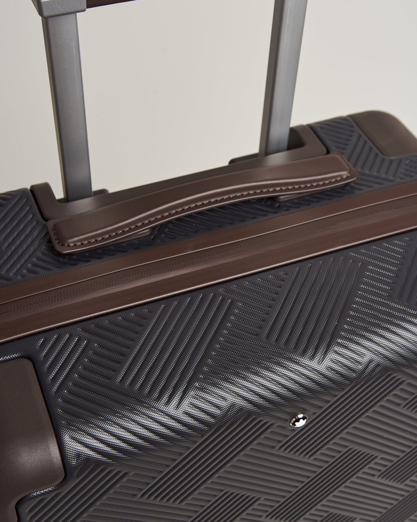 Herr | Väskor | Montblanc | #MY4810 Cabin Extreme 3.0 Compact Trolley Navy Blue