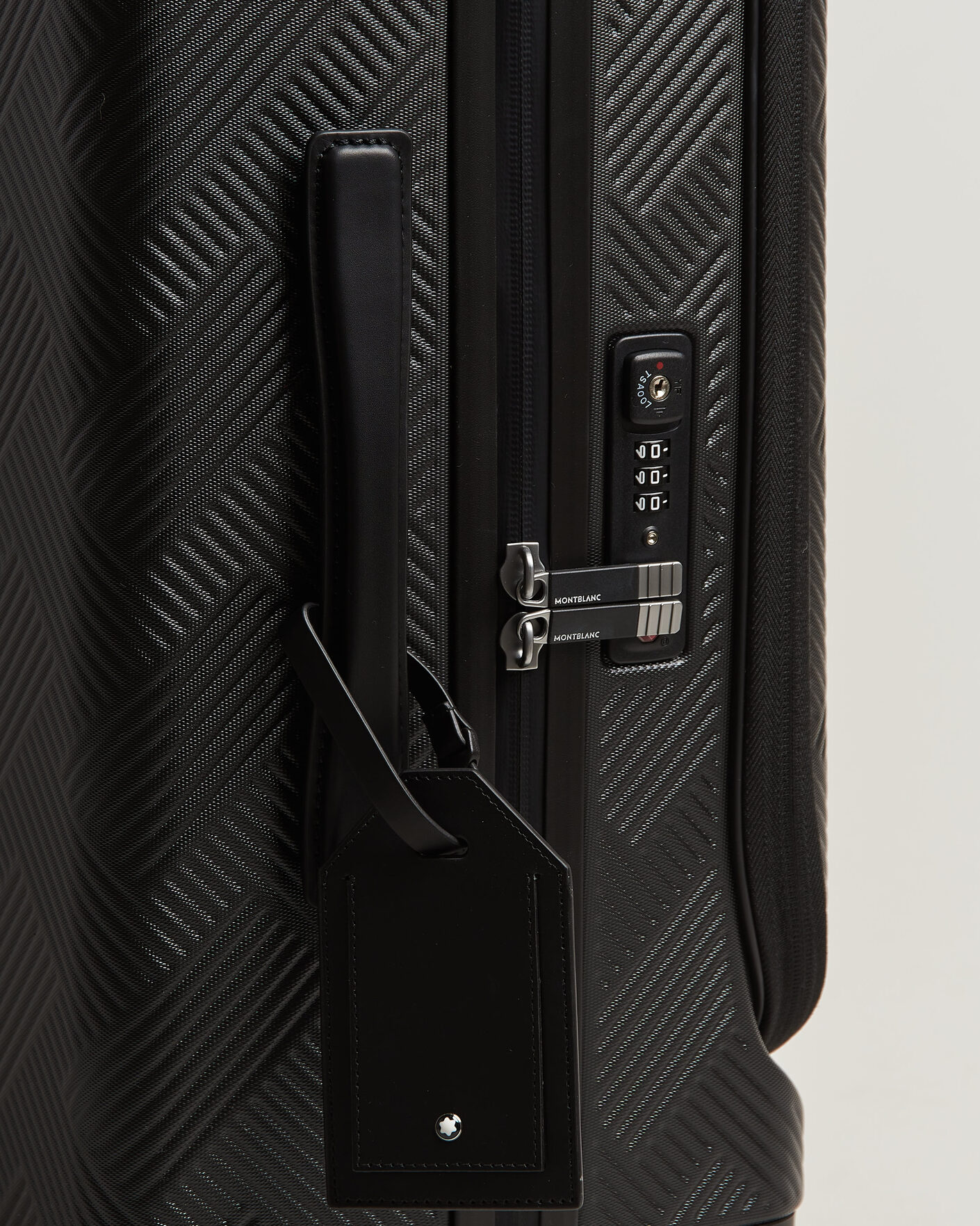 Herr | Väskor | Montblanc | #MY4810 Extreme 3.0 Cabin with Pocket Black