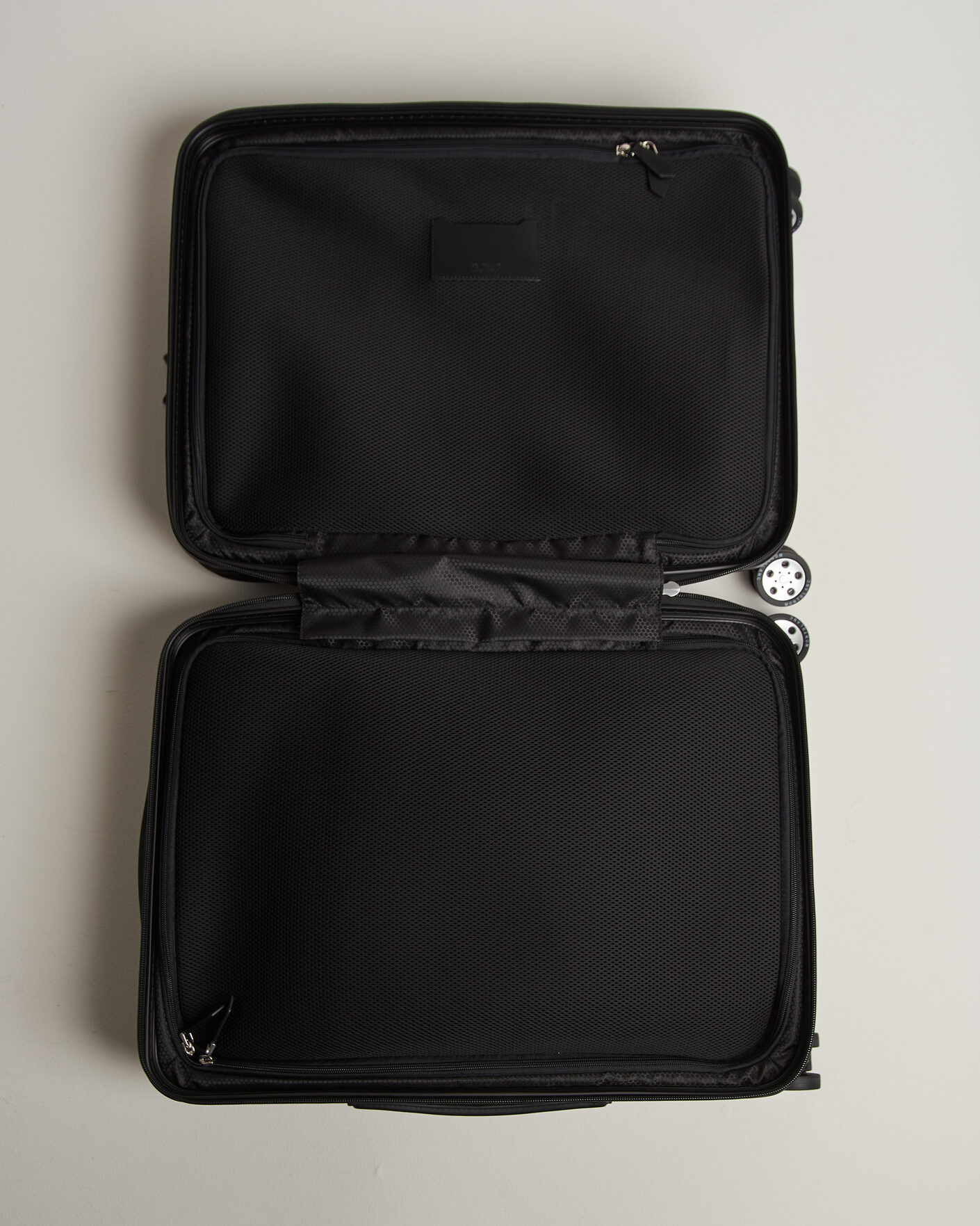 Herr | Väskor | Montblanc | #MY4810 Extreme 3.0 Cabin with Pocket Black