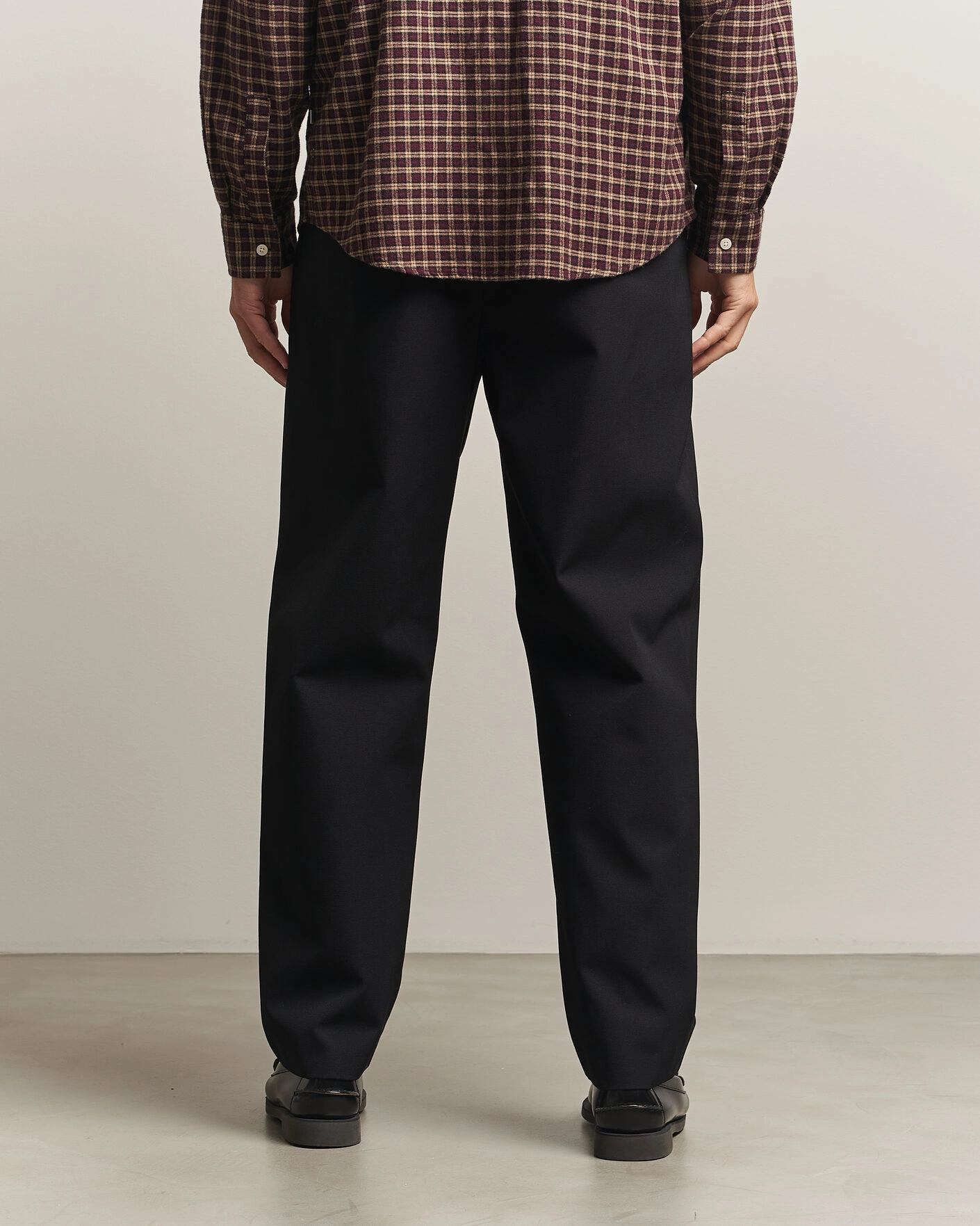 Herr | Byxor | A.P.C. | Renato Pleated Trousers Black