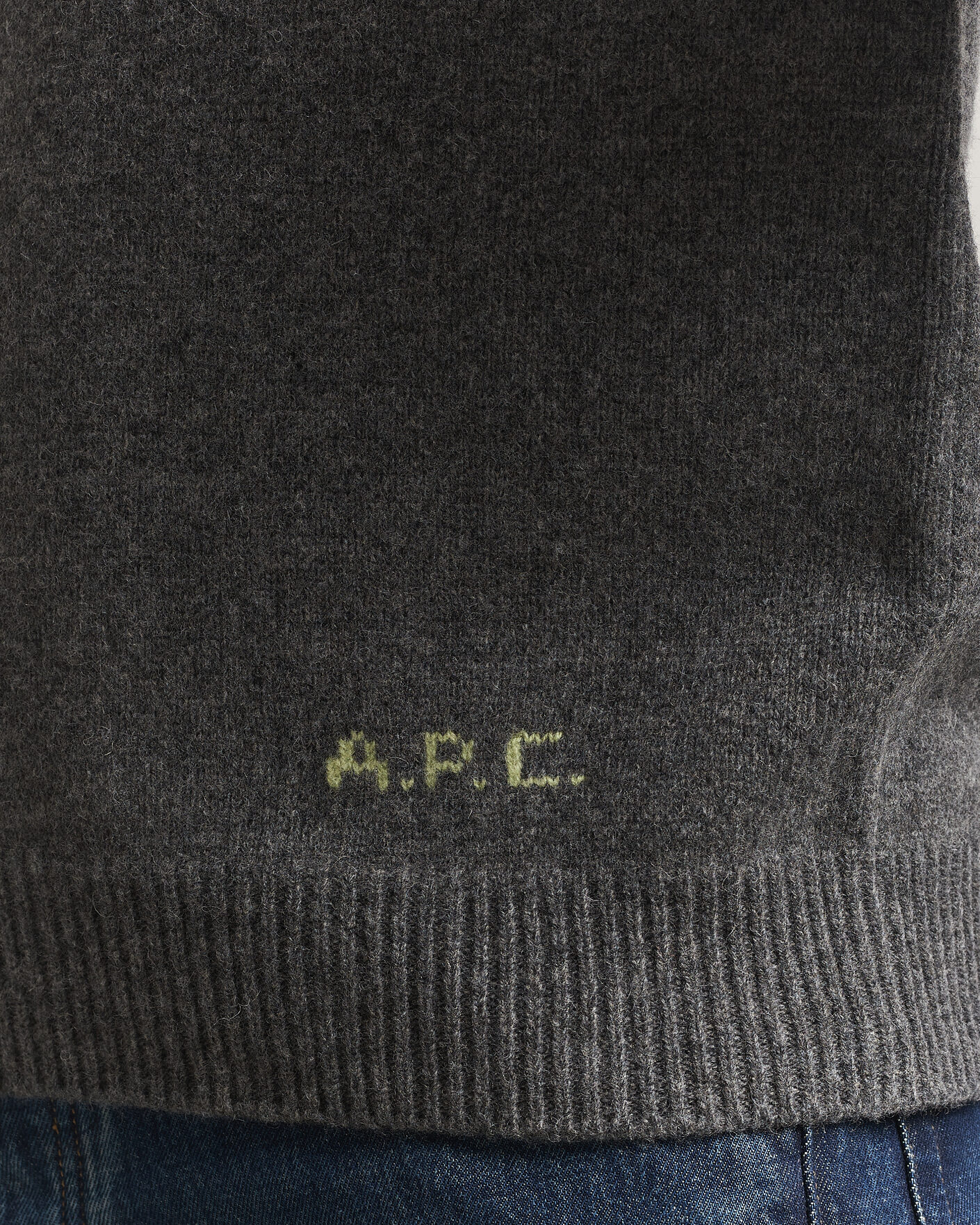 Herr | Tröjor | A.P.C. | Edmond Wool Knitted Sweater Anthracite Melange