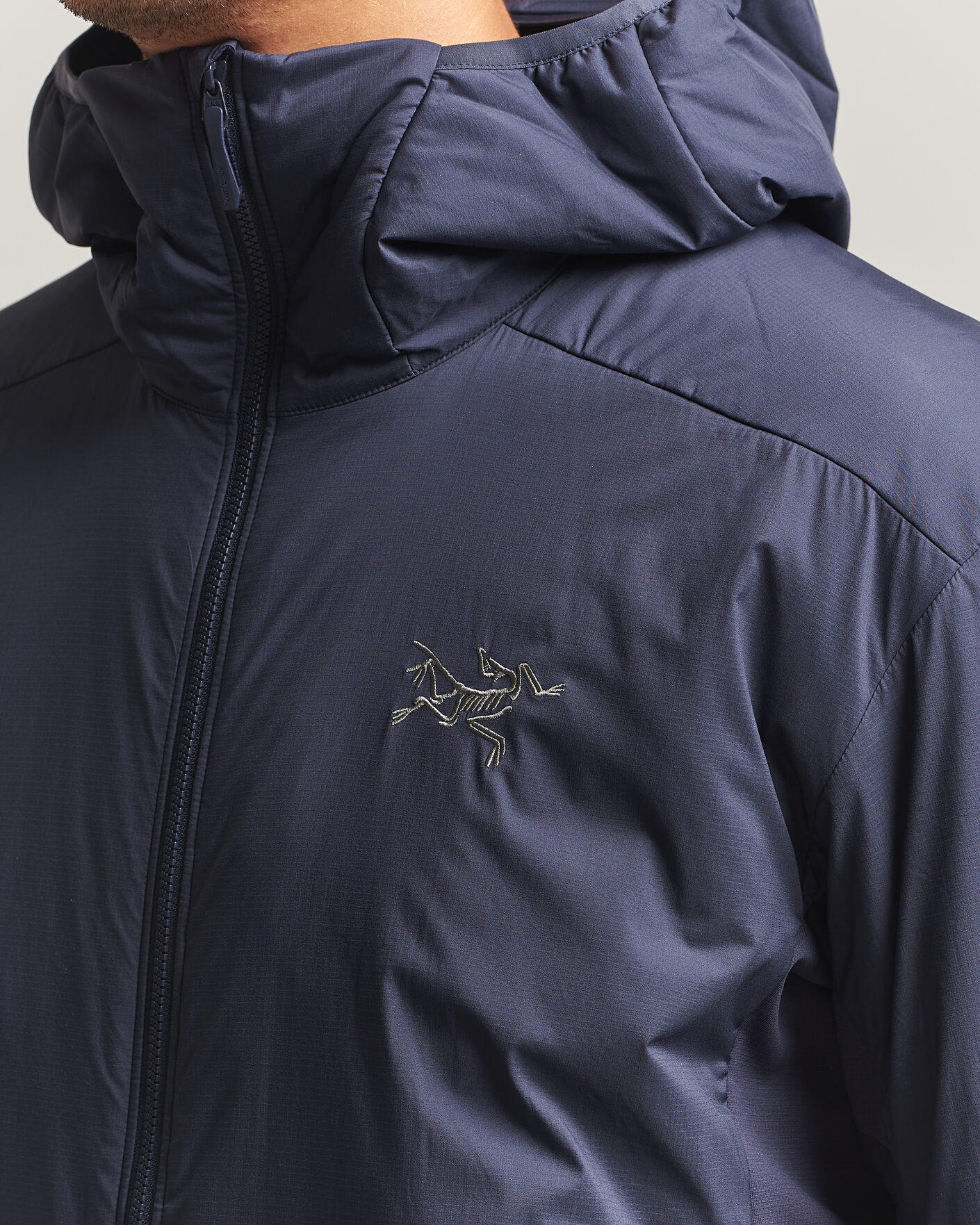 Herr | Jackor | Arc'teryx | Atom Hooded Jacket Black Sapphire