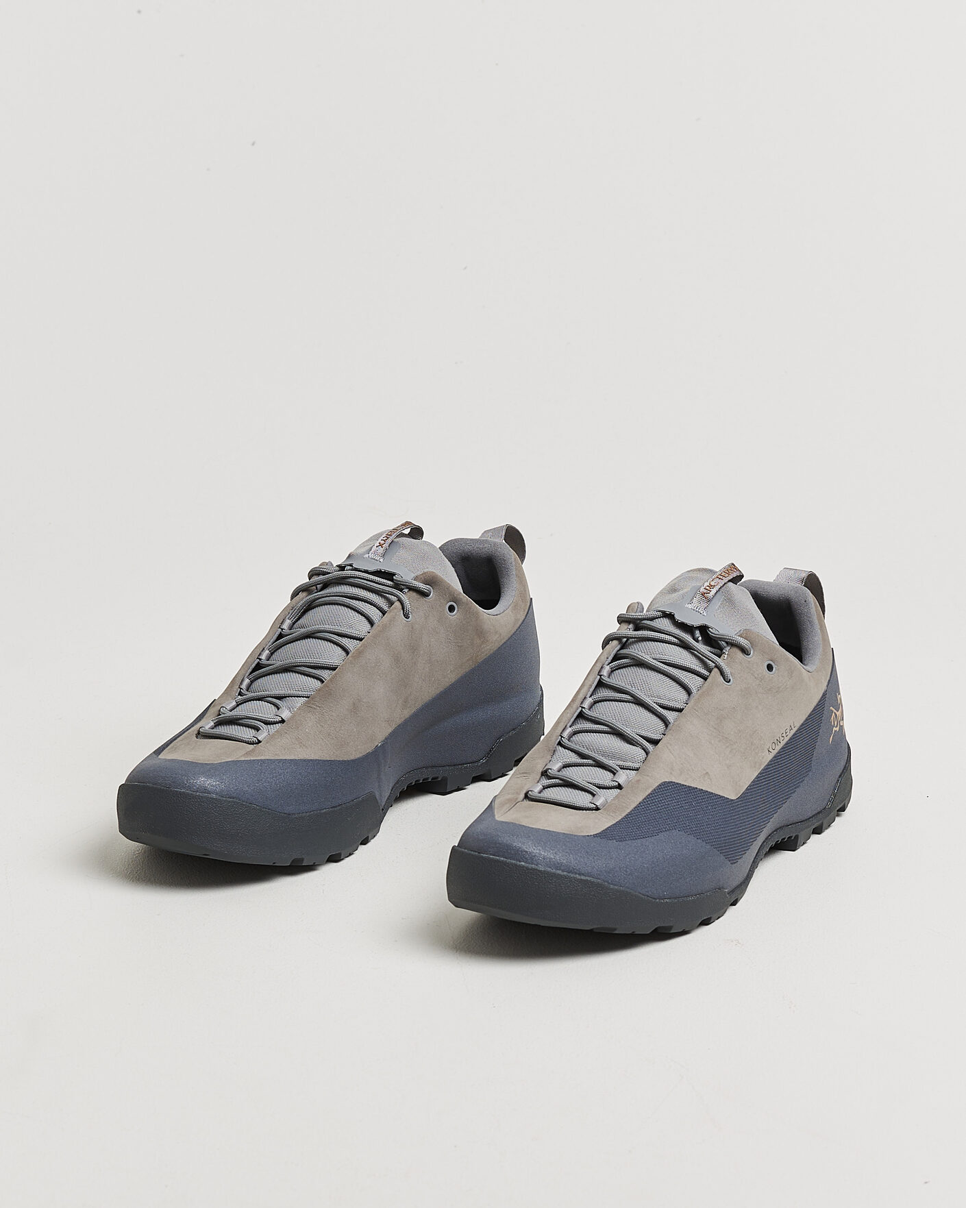 Herr | Hikingskor | Arc'teryx | Konseal Gore-Tex Trail Sneaker Void/Cloud