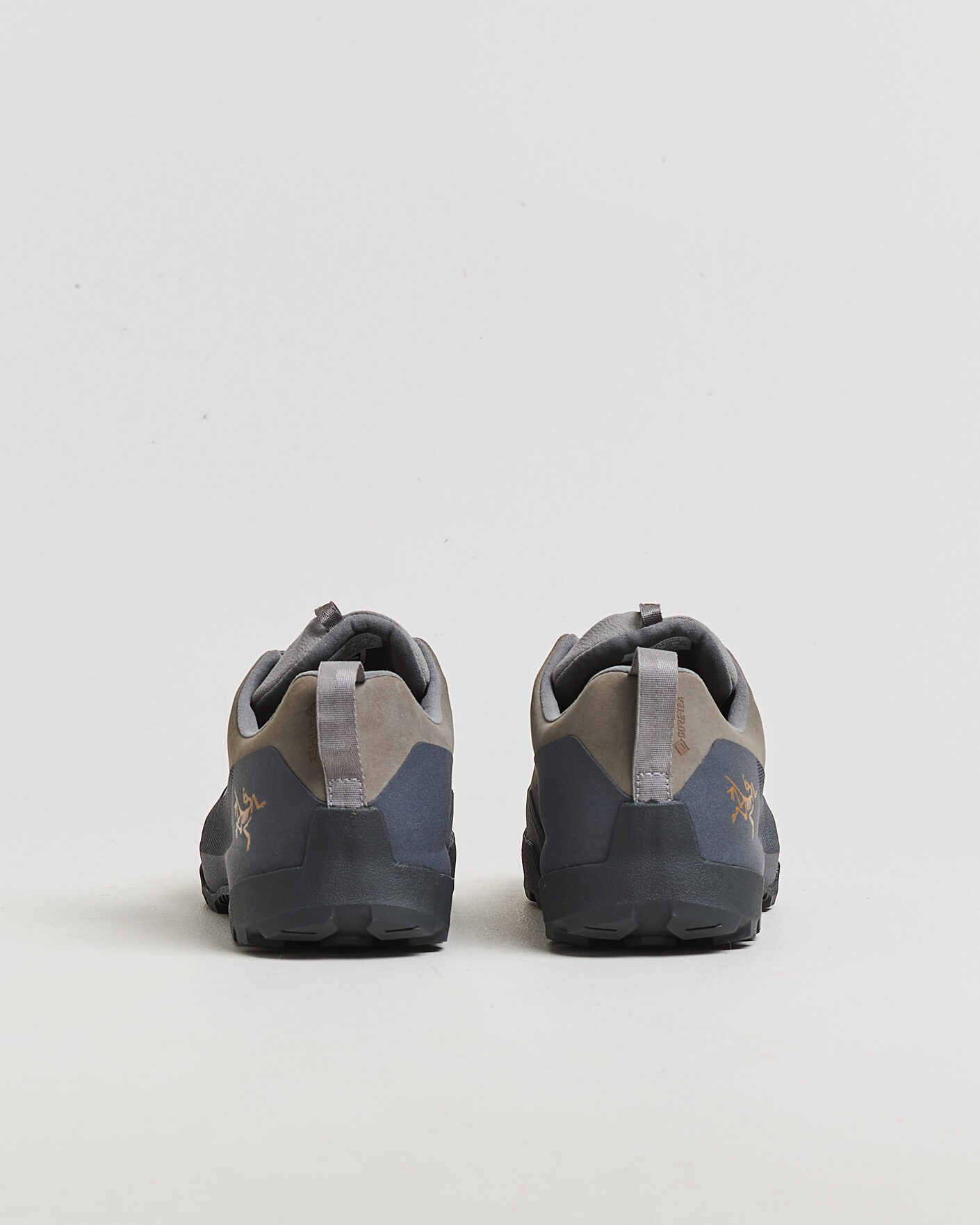 Herr | Hikingskor | Arc'teryx | Konseal Gore-Tex Trail Sneaker Void/Cloud