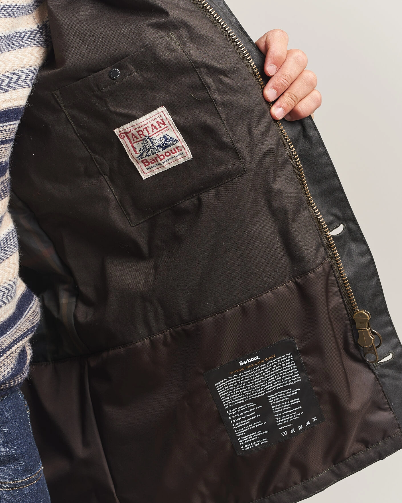 Herr | Jackor | Barbour Lifestyle | Modern Powell Wax Jacket Sage