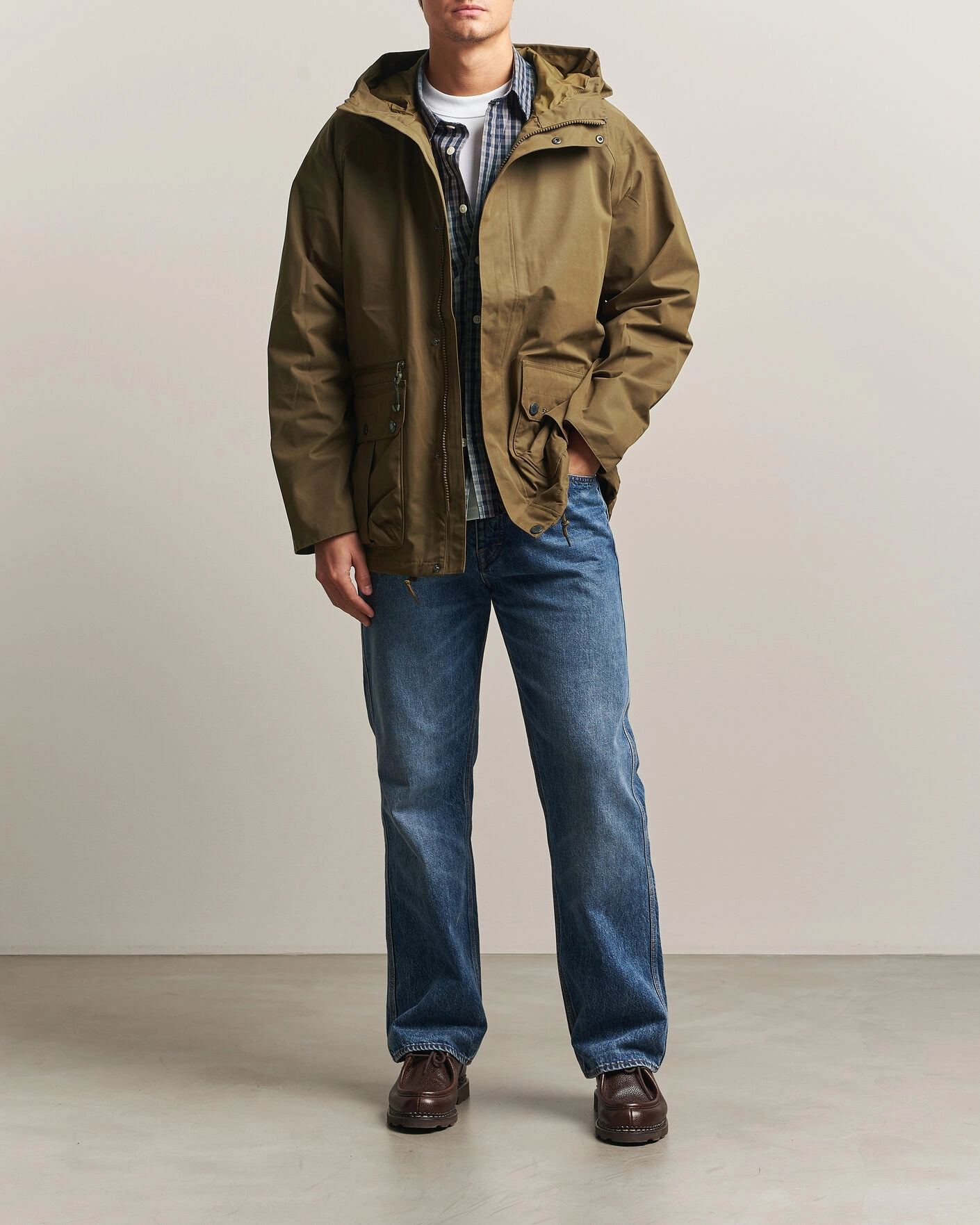 Herr | Jackor | Barbour Lifestyle | Re-Engineered Aikwood Waterproof Jacket Beech