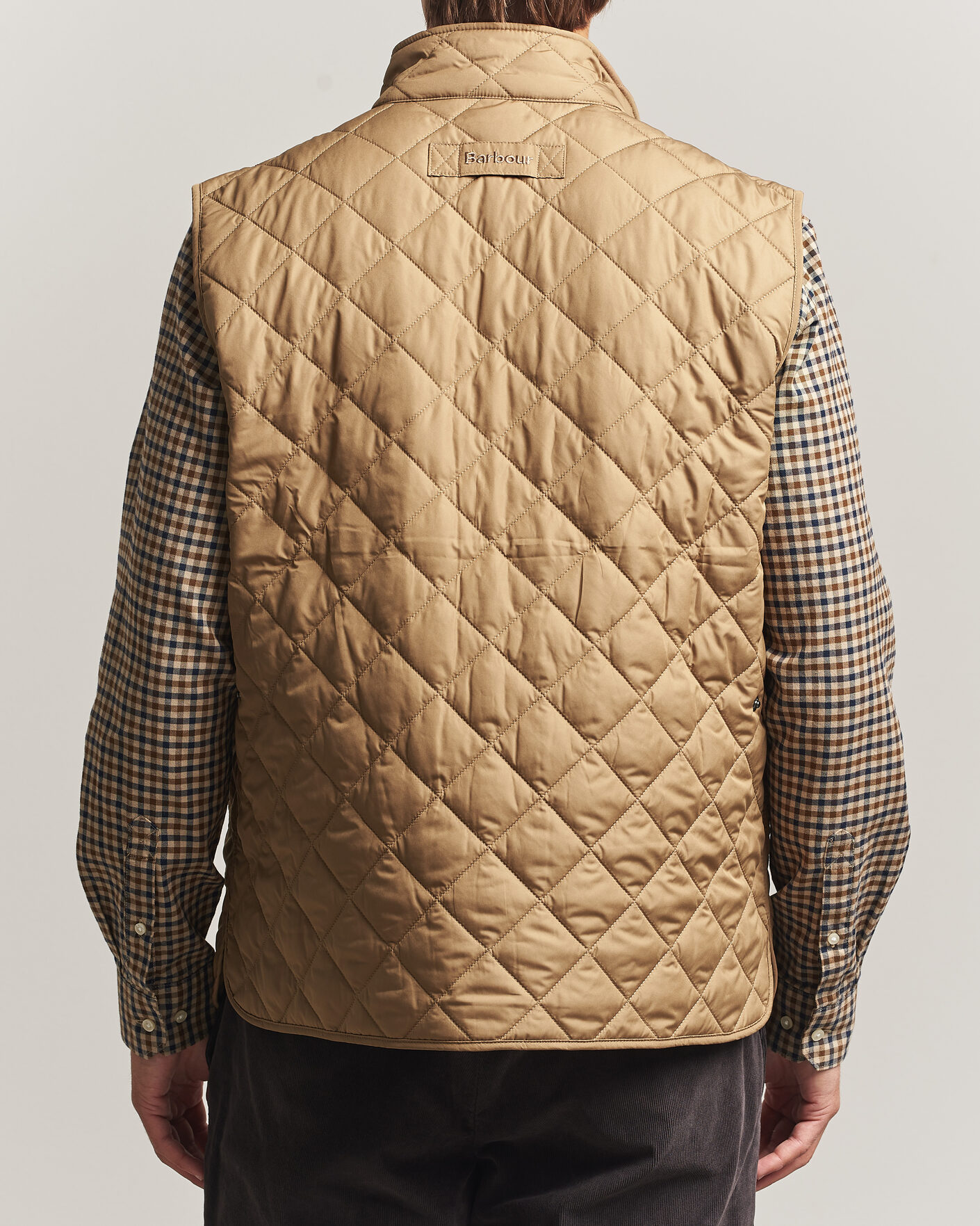 Herr | Västar | Barbour Lifestyle | New Lowerdale Gilet Sandstone