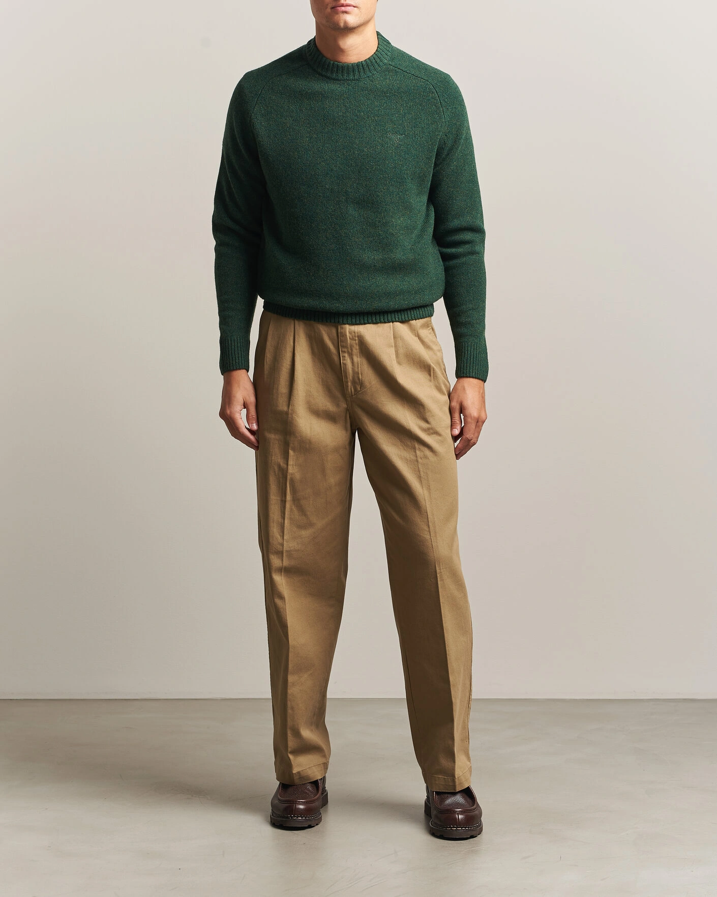 Herr | Tröjor | Barbour Lifestyle | Newtown Lambswool Crewneck Sage