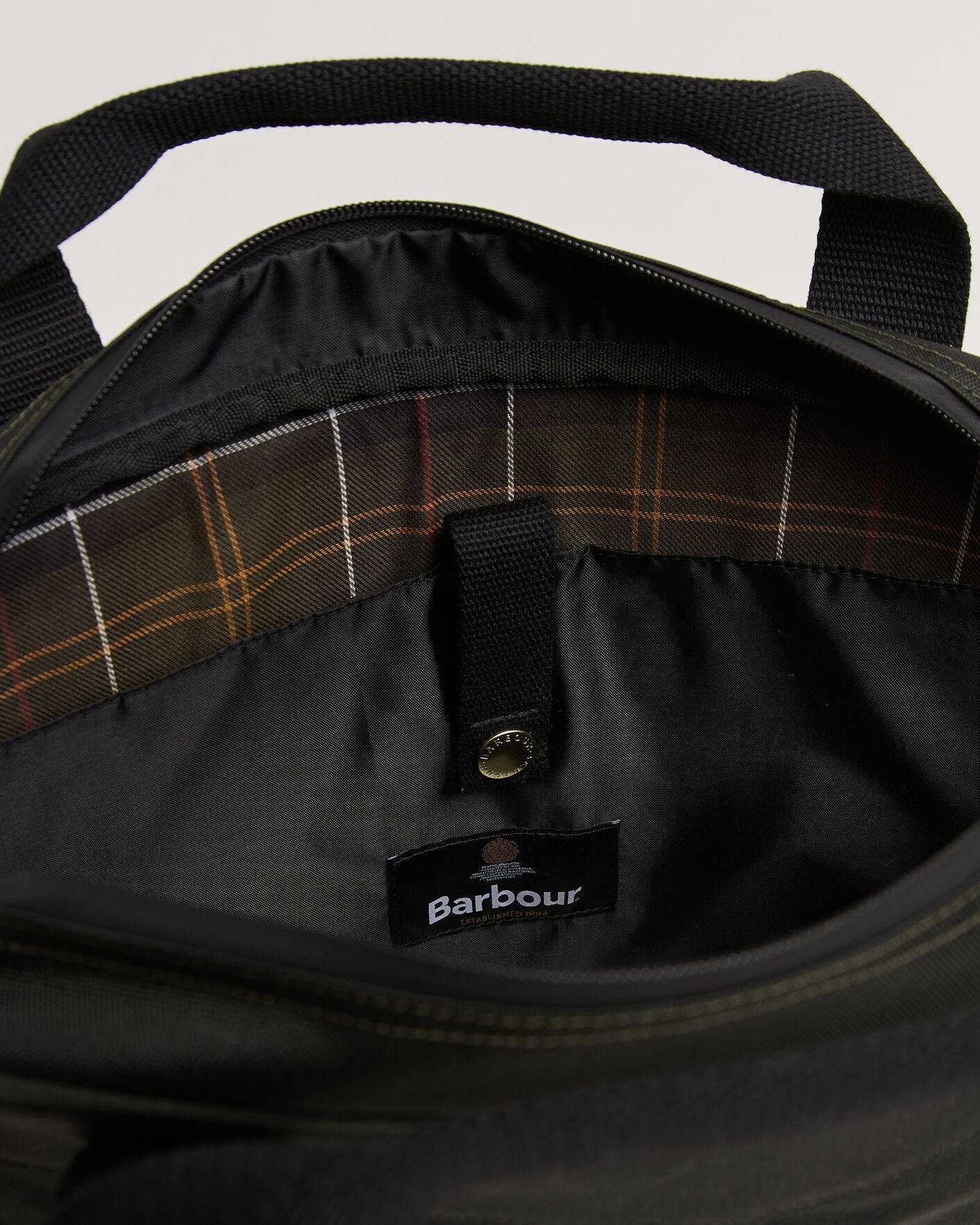 Herr | Väskor | Barbour Lifestyle | Field Wax Laptop Bag Sage