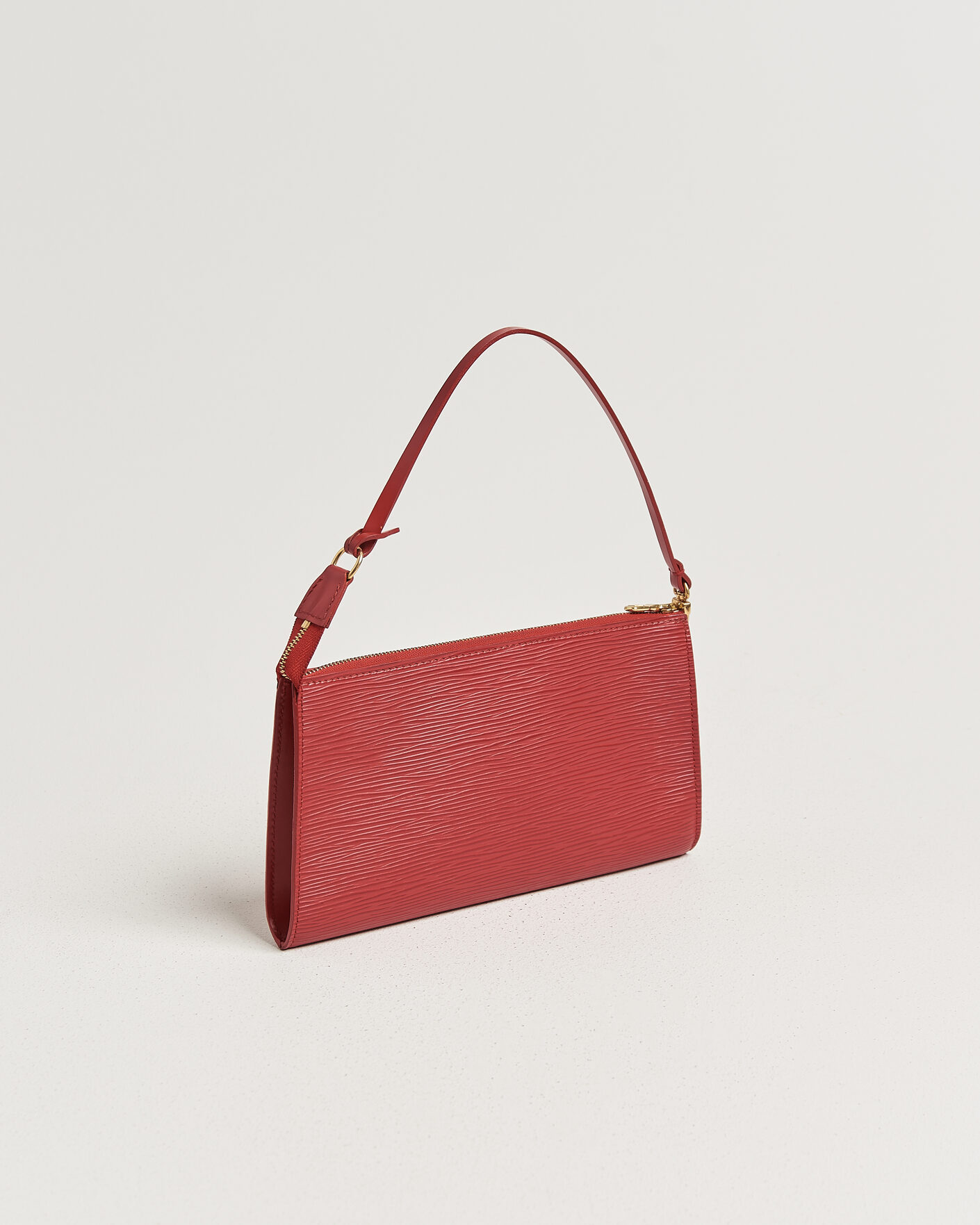 Herr | Pre-Owned & Vintage Bags | Louis Vuitton Pre-Owned | Pochette Accessoires Epi Leather Red