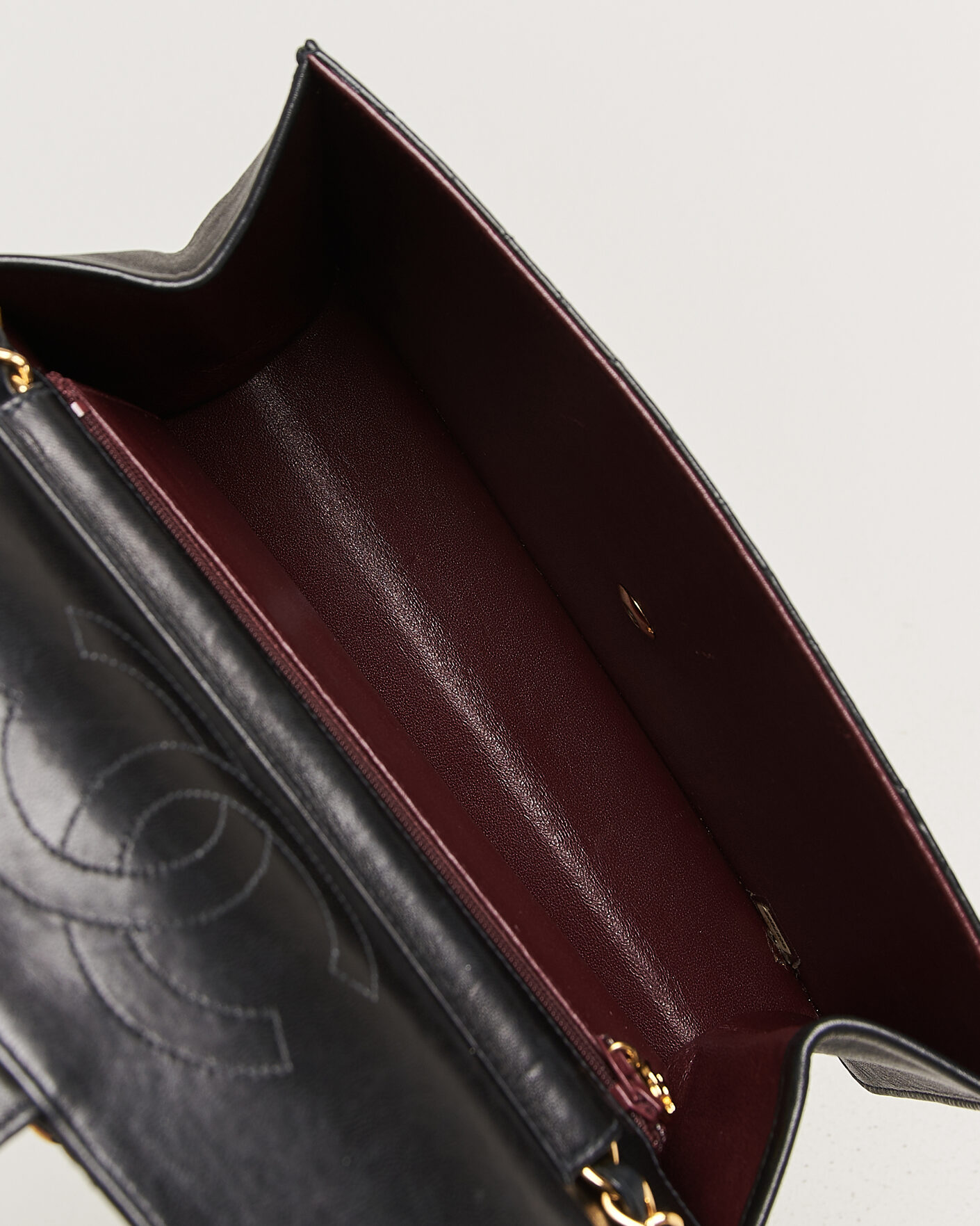 Herr | Pre-Owned & Vintage Bags | Chanel Pre-Owned | Single Flap Bag Black