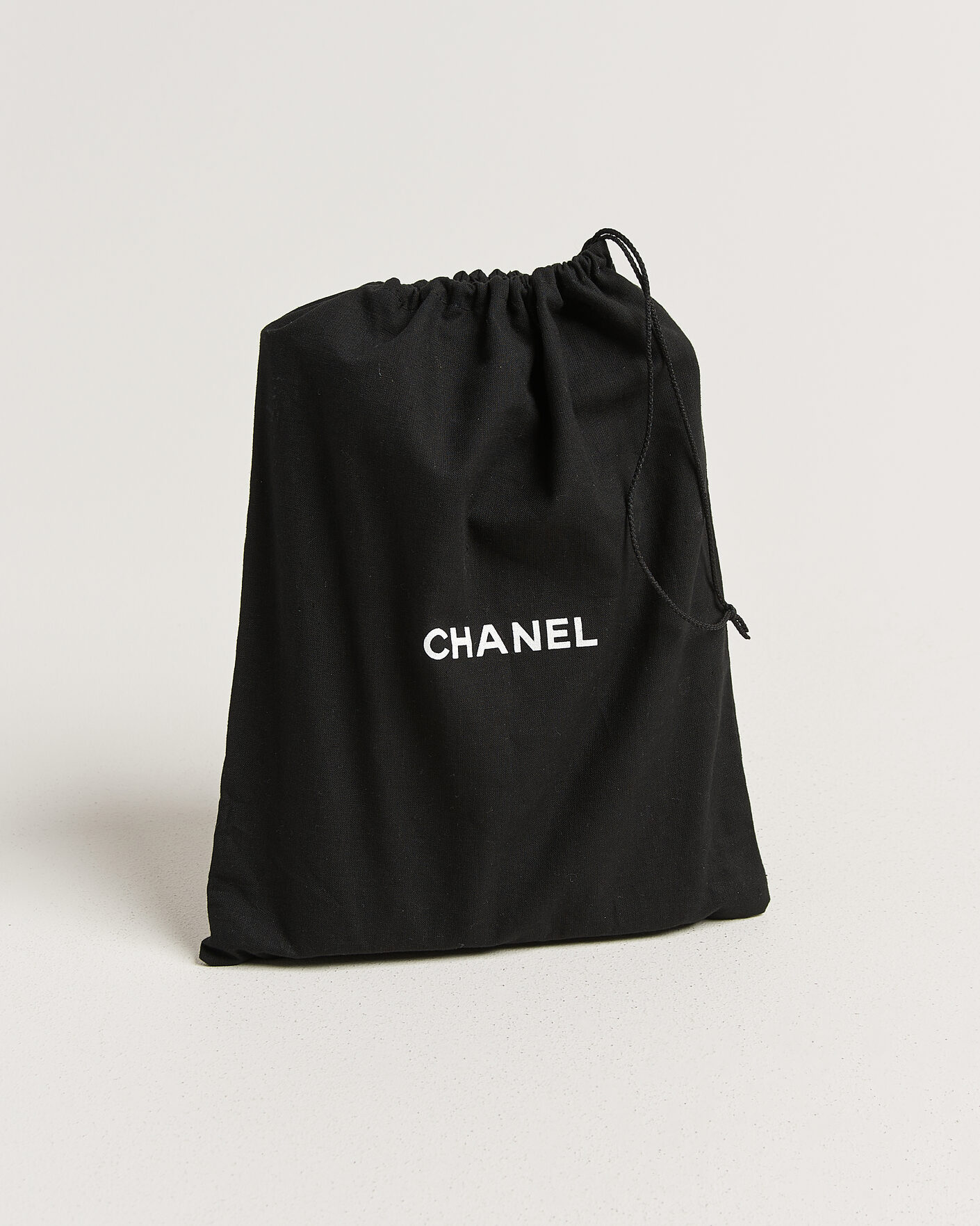 Herr | Pre-Owned & Vintage Bags | Chanel Pre-Owned | Single Flap Bag Black