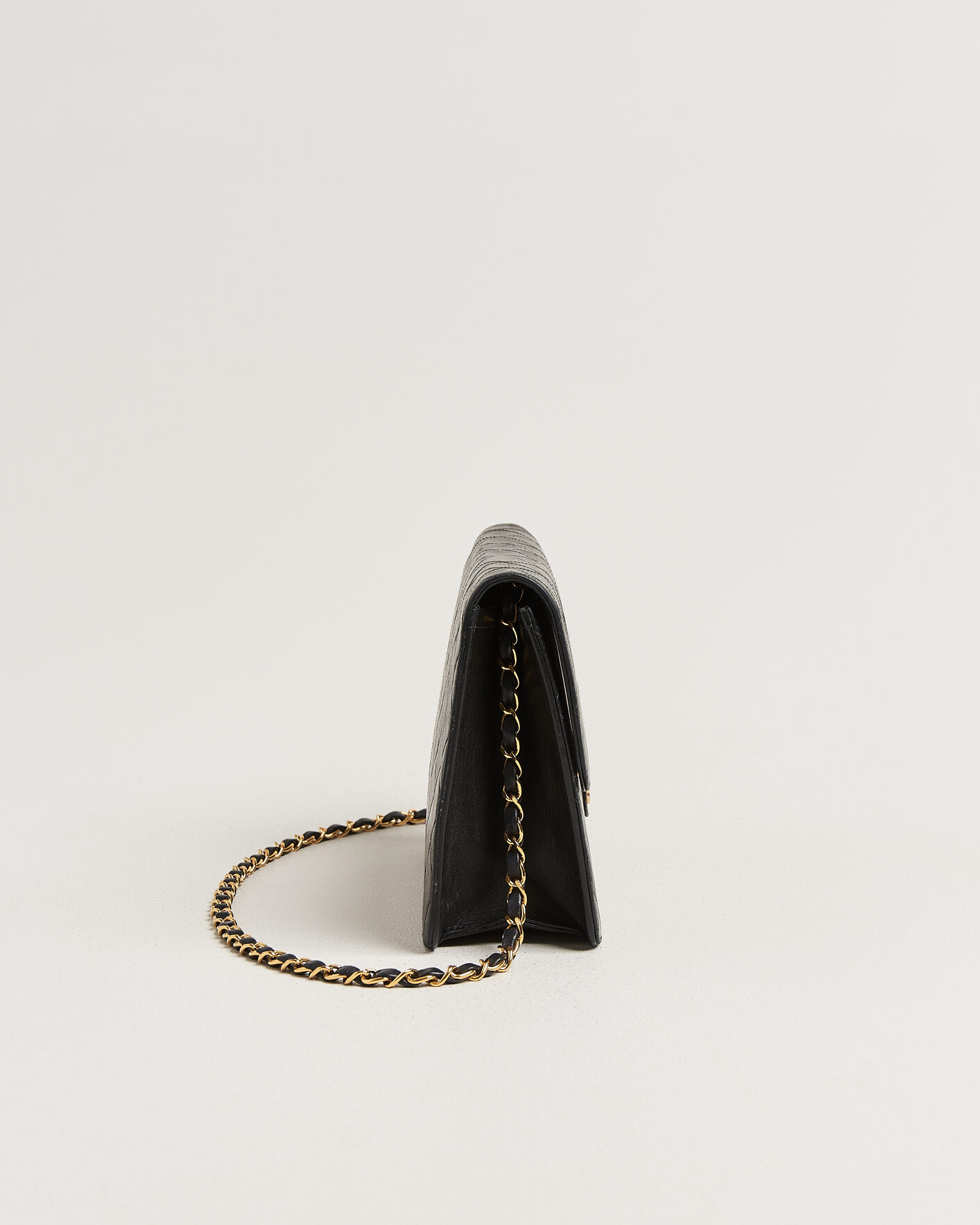 Herr | Pre-Owned & Vintage Bags | Chanel Pre-Owned | Single Flap Bag Black